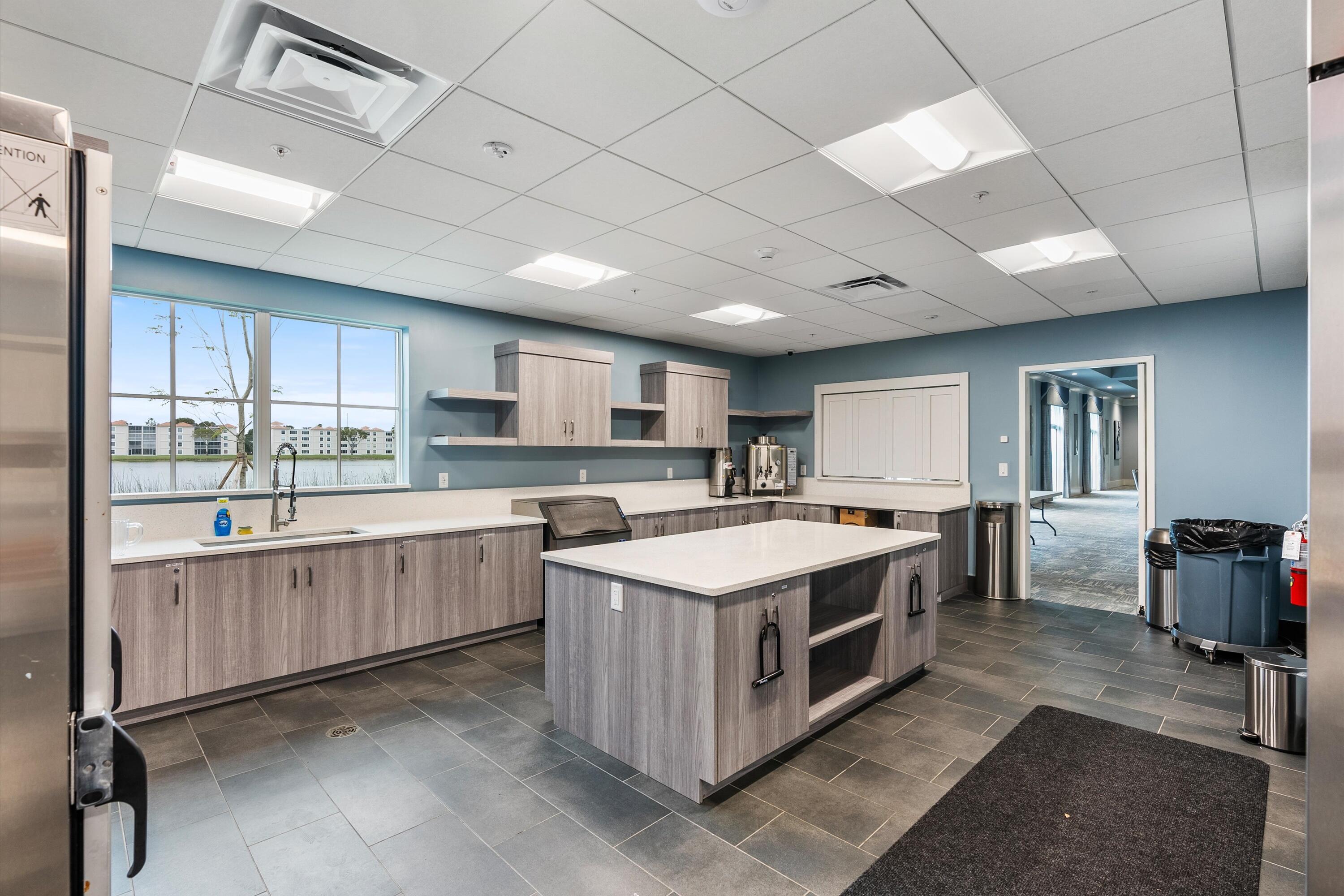 6037 E Pointe Regal Circle E Unit: 310