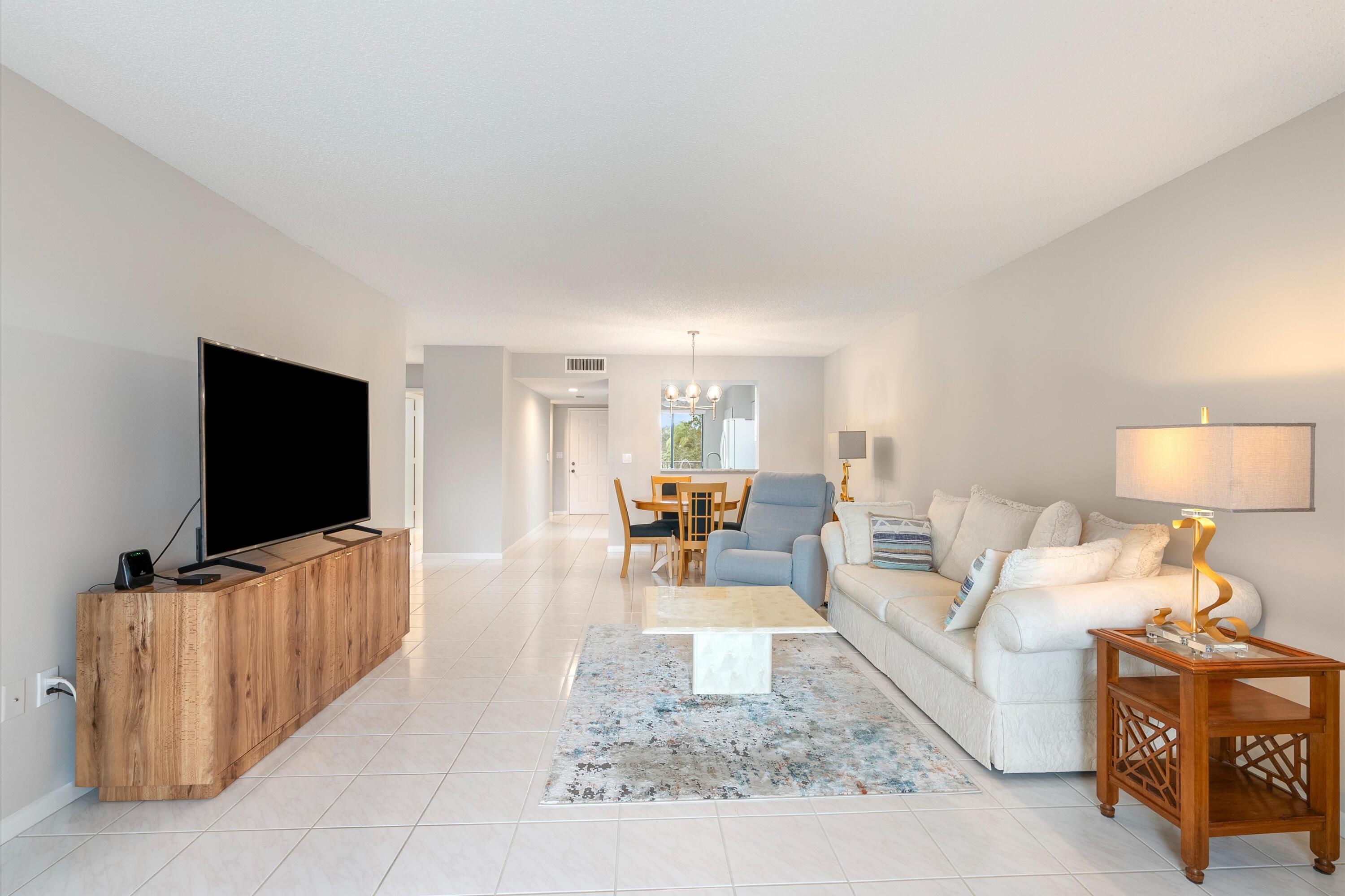 6037 E Pointe Regal Circle E Unit: 310