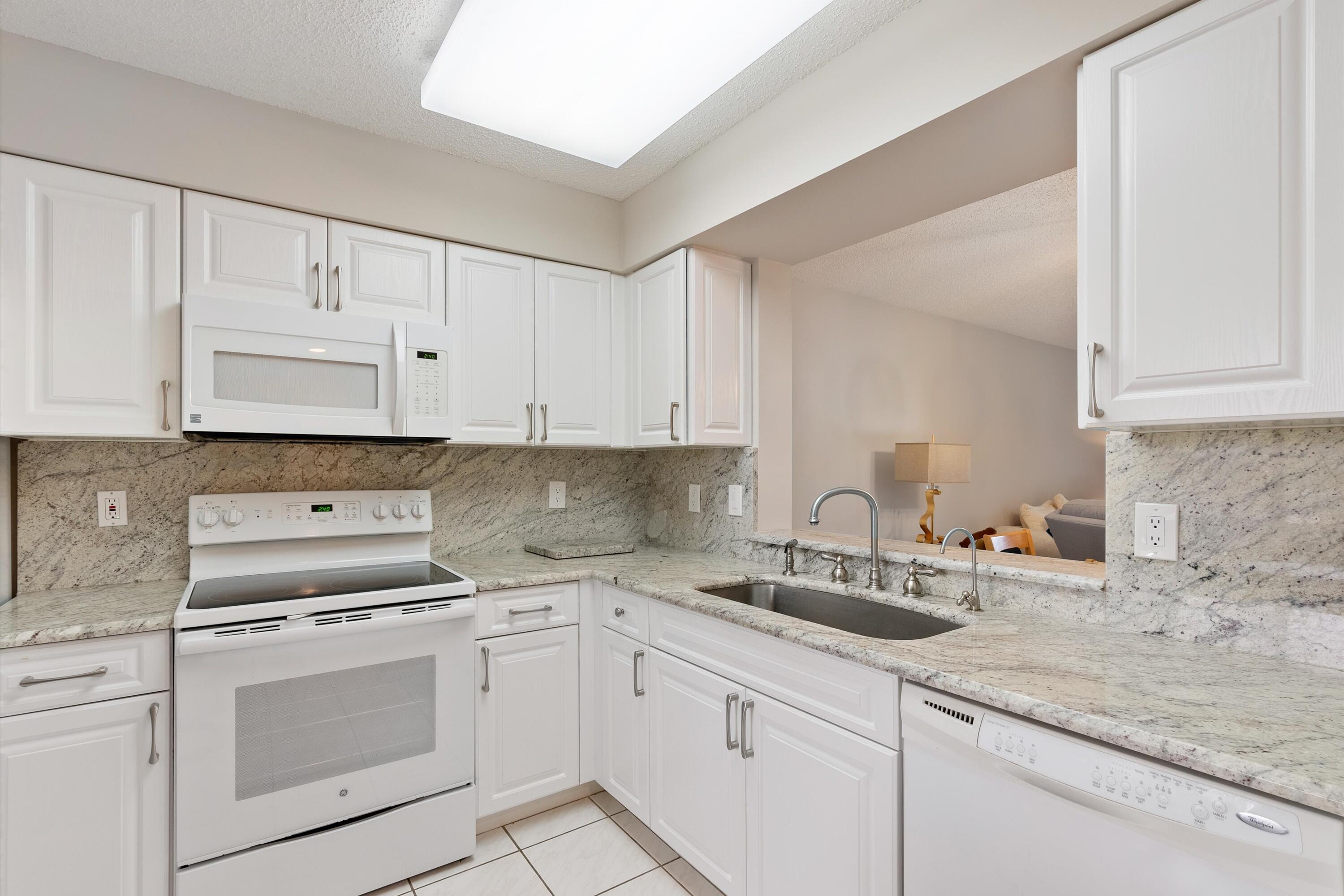 6037 E Pointe Regal Circle E Unit: 310