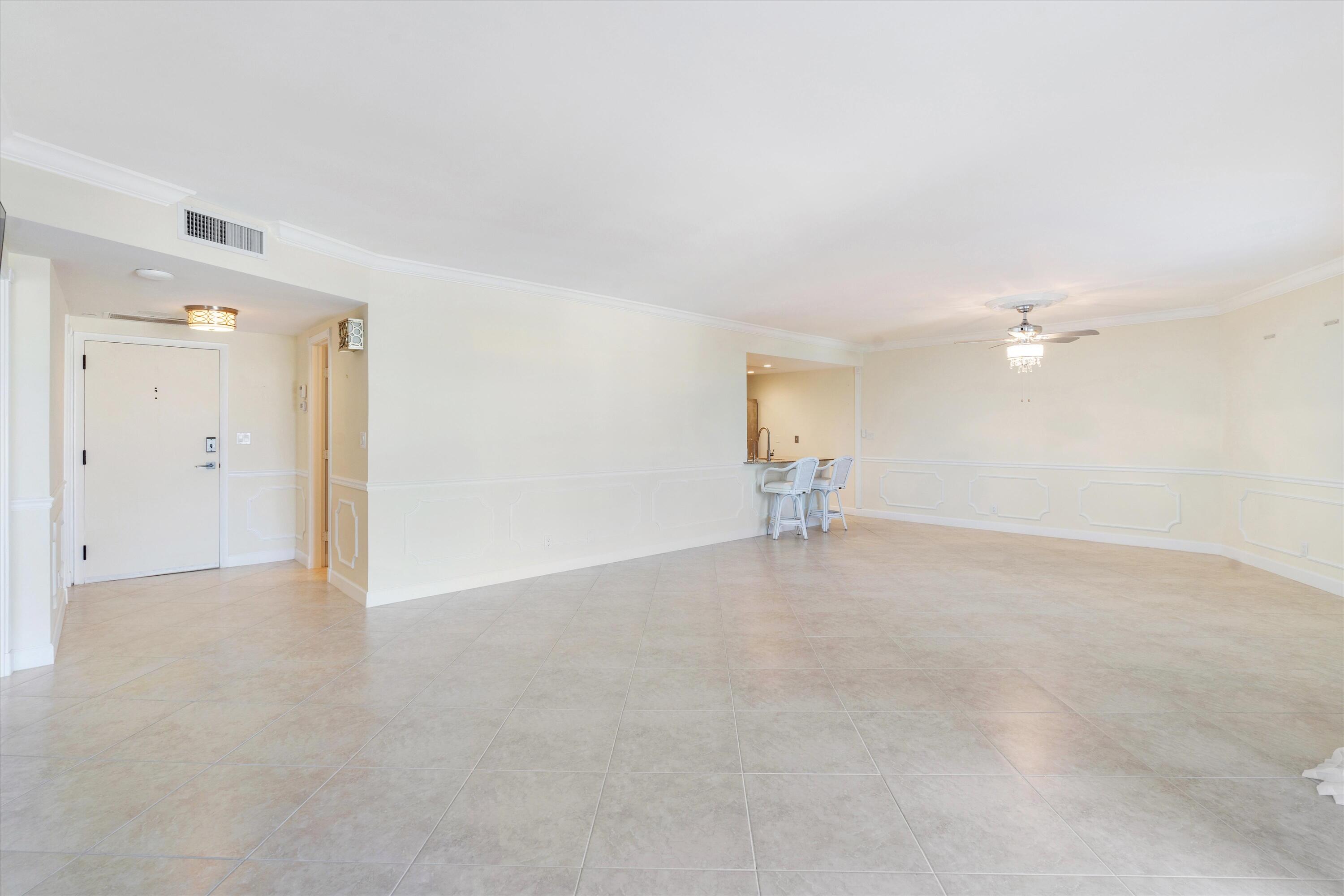 86 Macfarlane Drive Unit: 8h