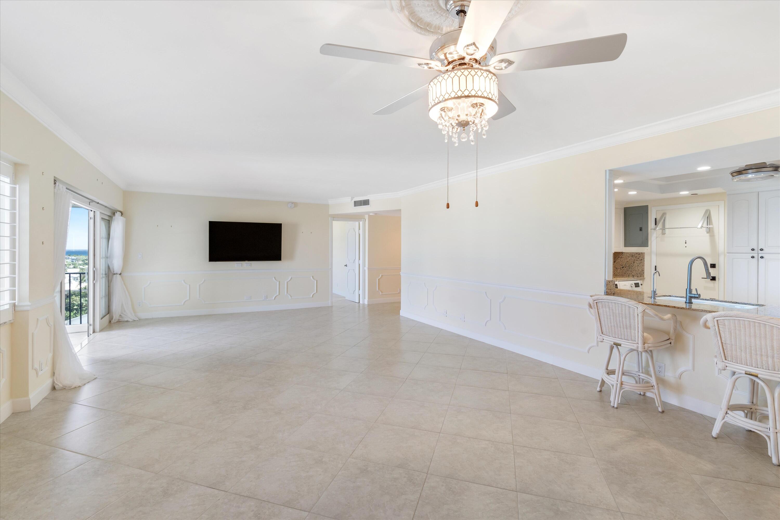 86 Macfarlane Drive Unit: 8h
