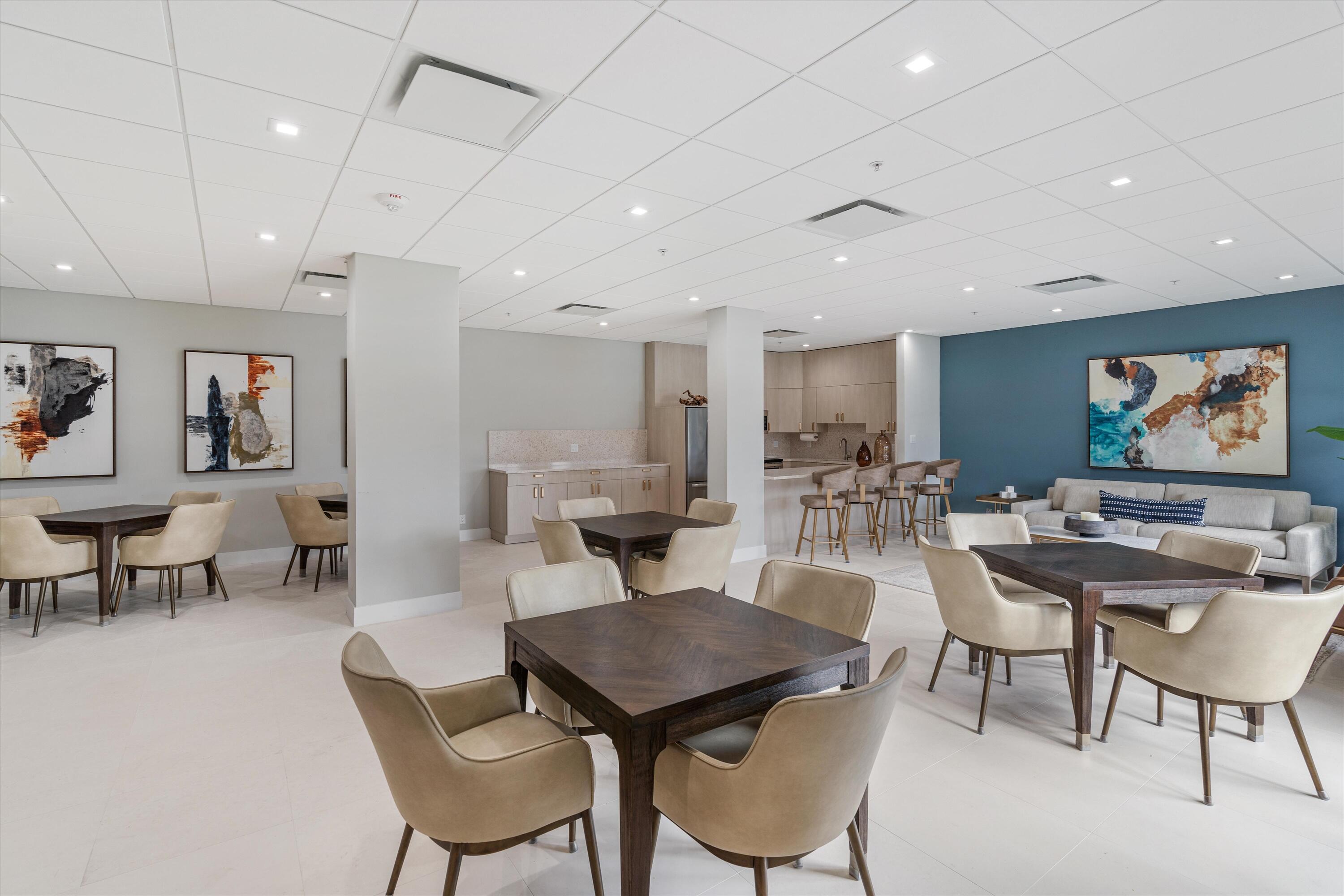 86 Macfarlane Drive Unit: 8h