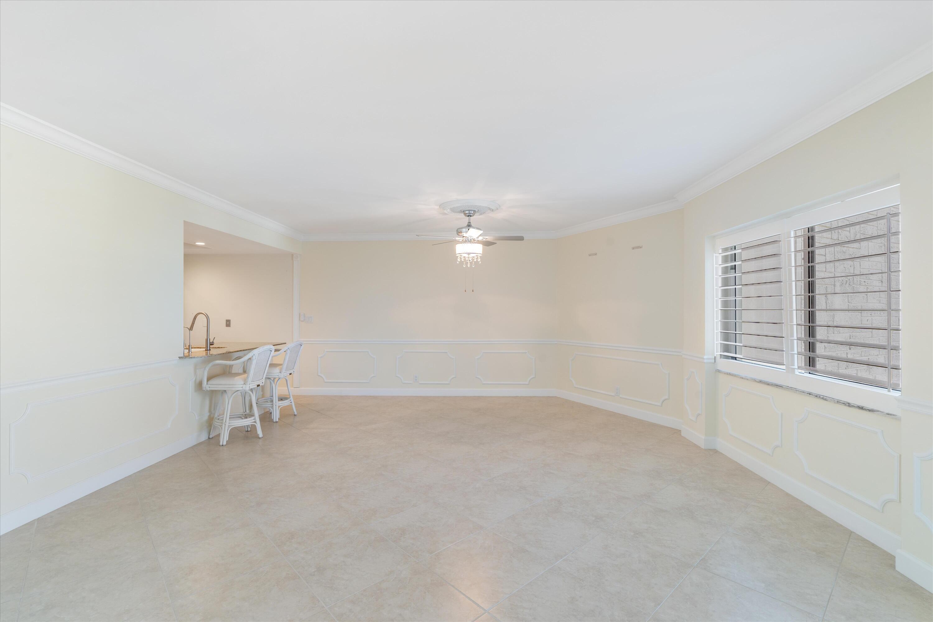86 Macfarlane Drive Unit: 8h
