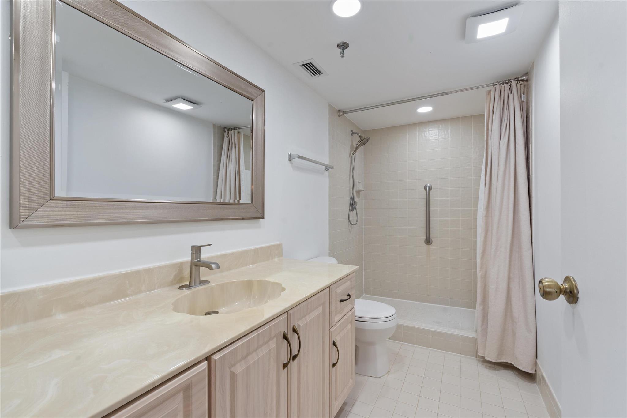 7290 Kinghurst 108 Drive 108