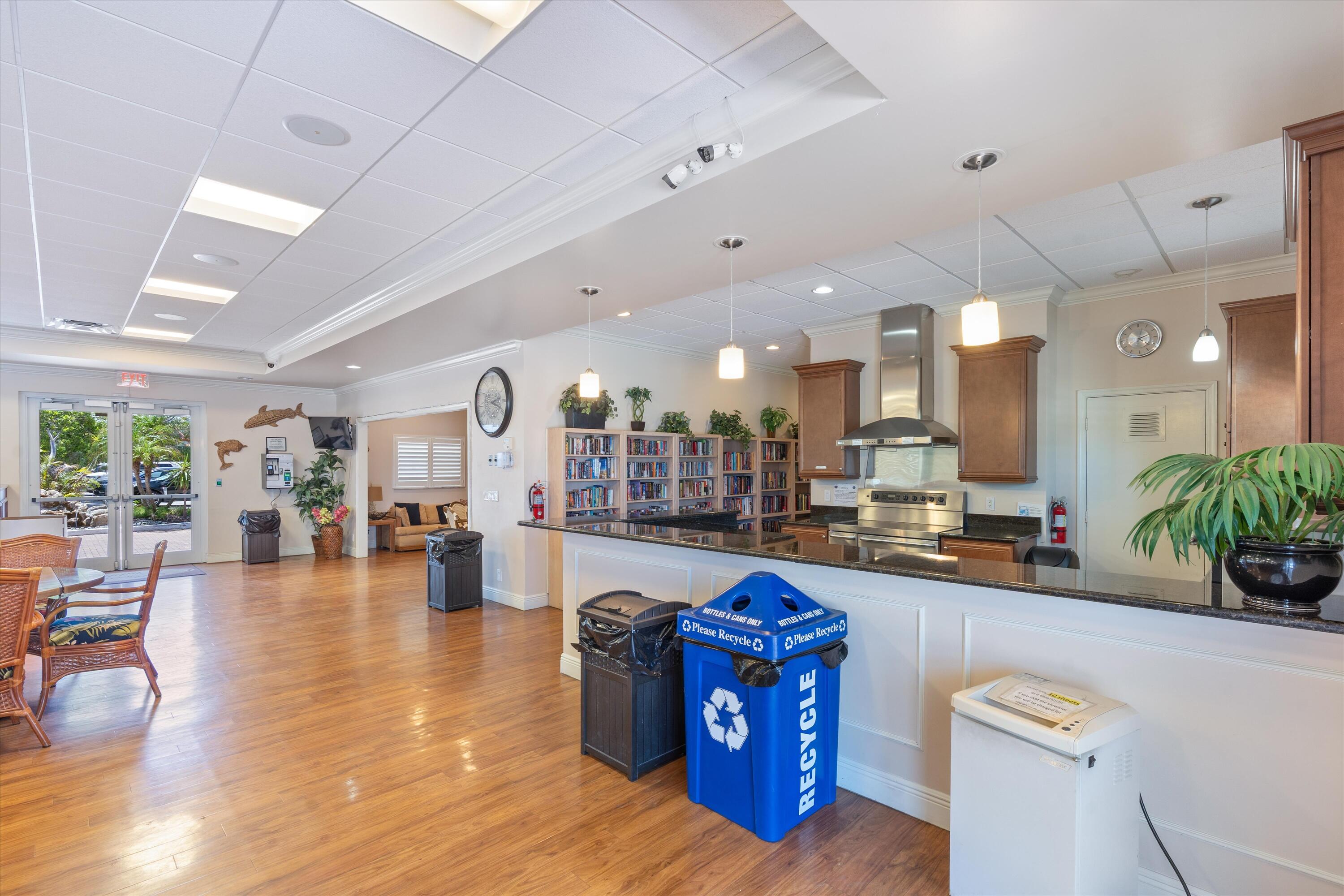 2018 S Federal Highway 206