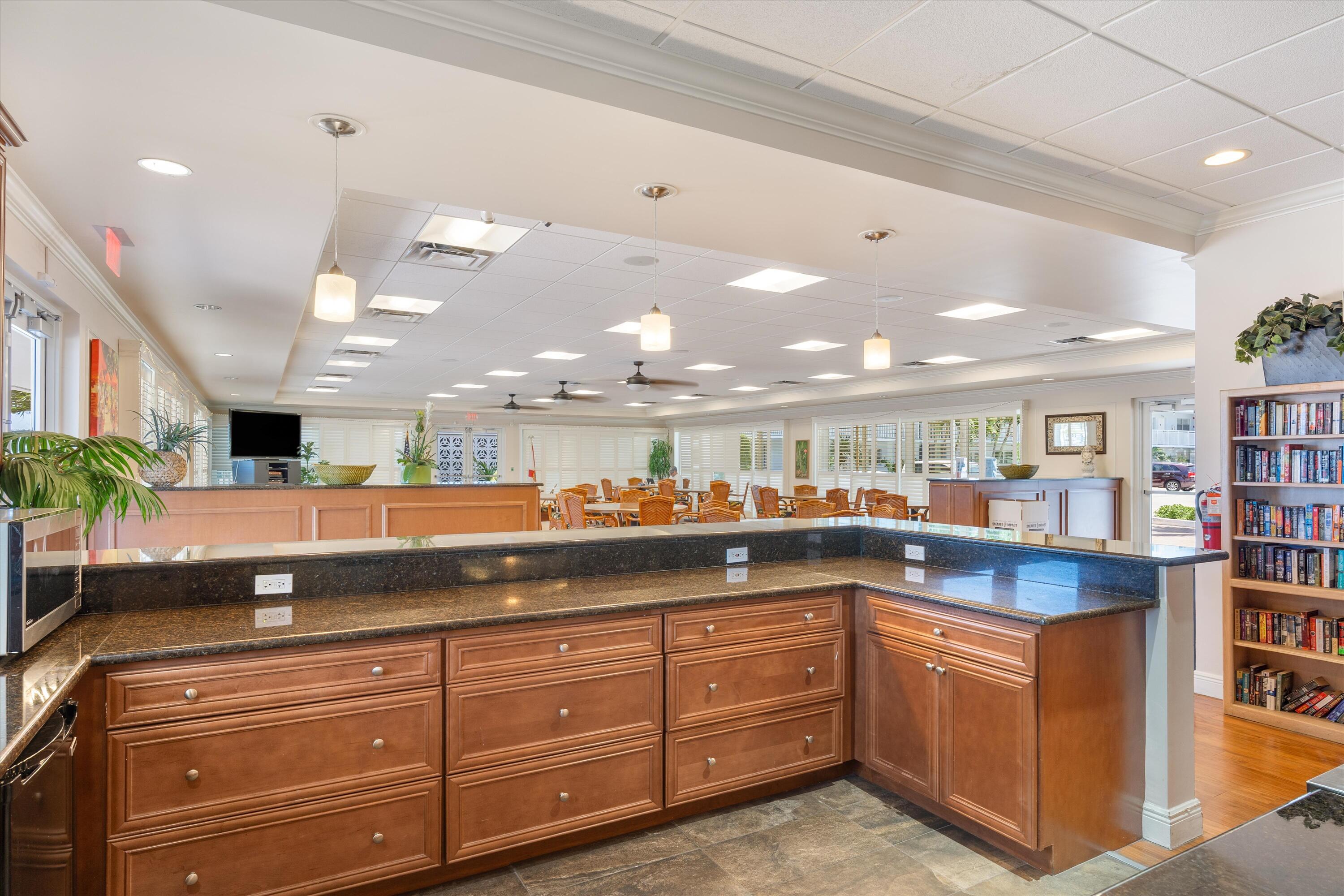 2018 S Federal Highway 206