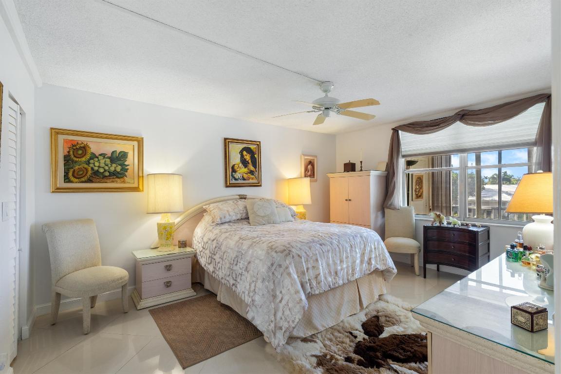 3224 S Ocean Boulevard 211-B