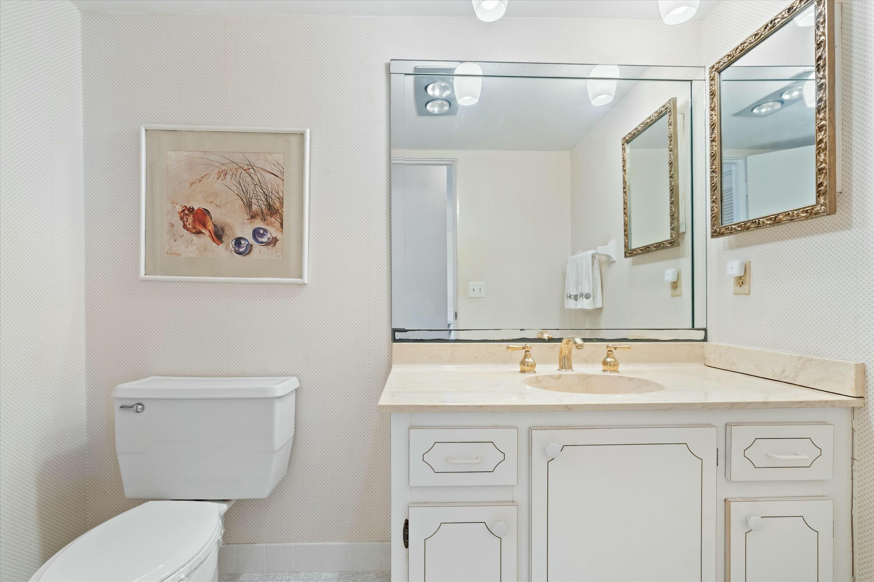 3310 S Ocean Boulevard 428-D