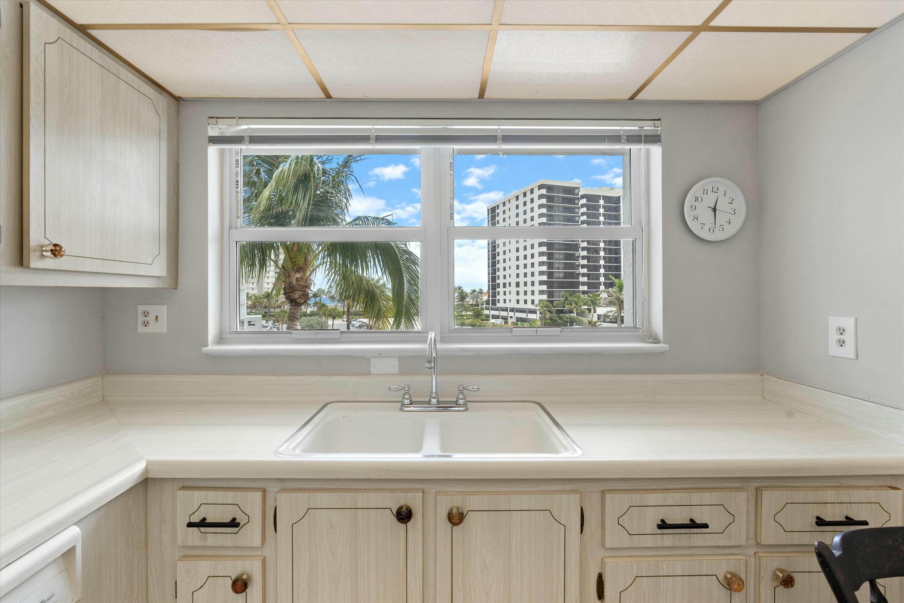 3310 S Ocean Boulevard 428-D