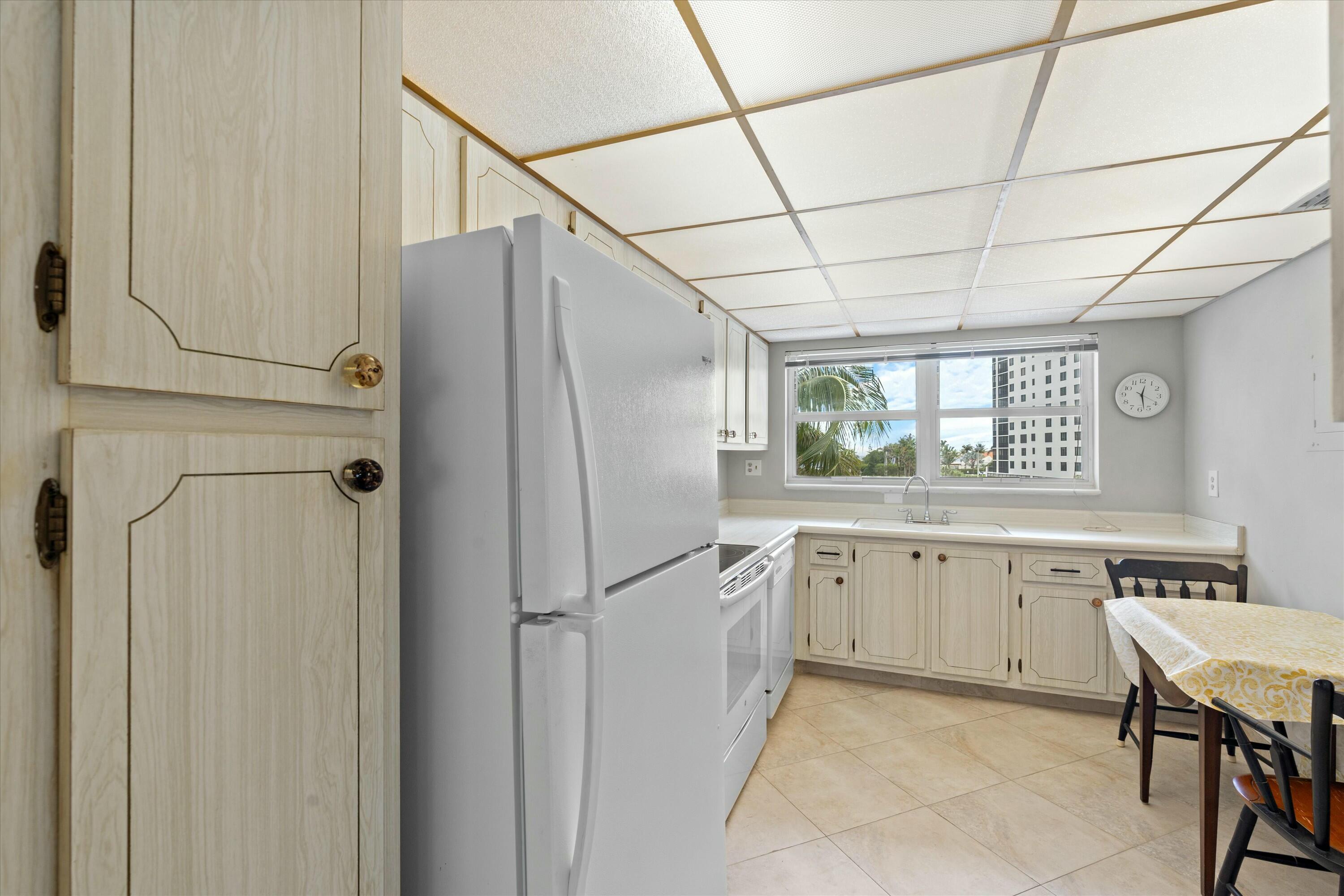 3310 S Ocean Boulevard 428-D