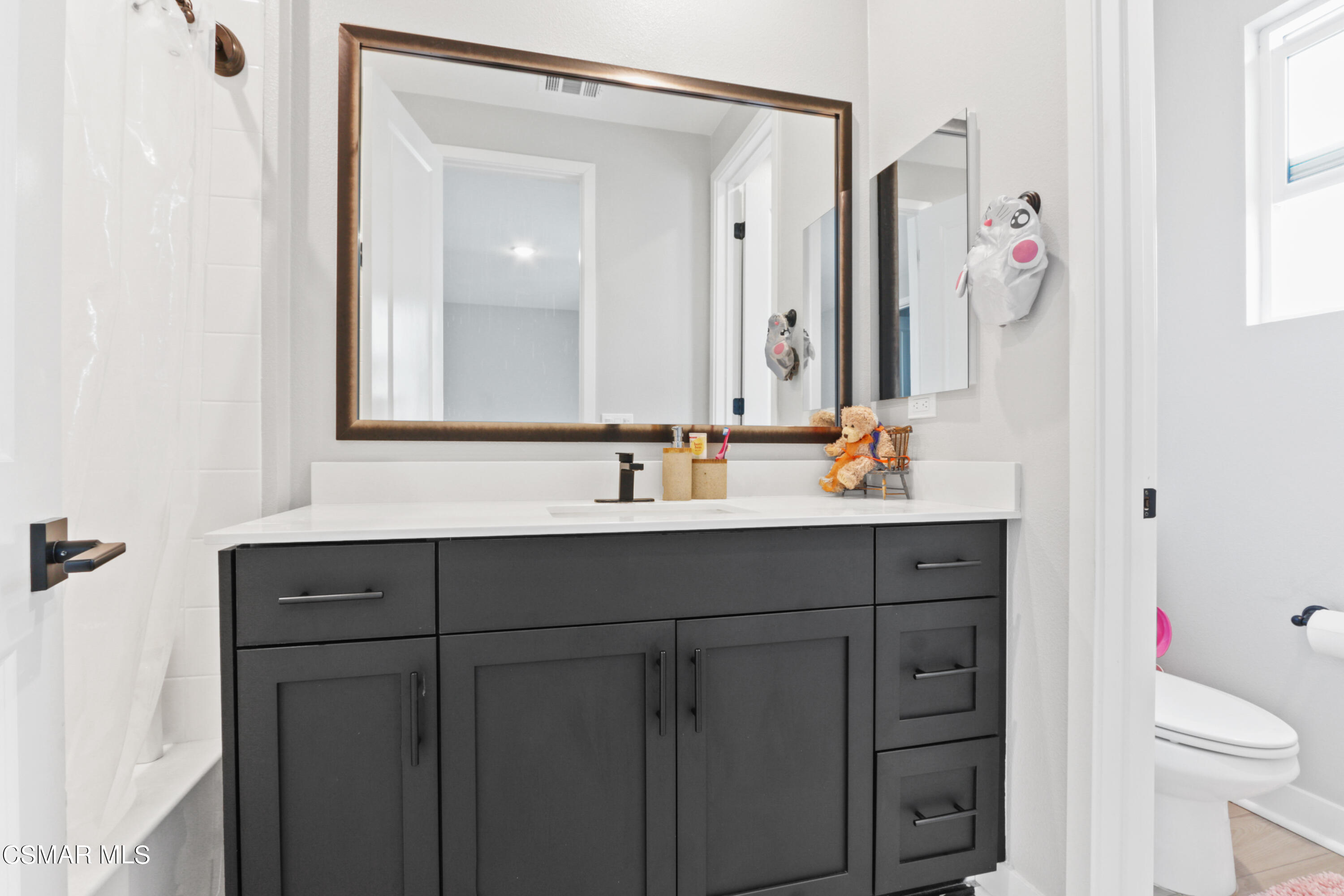 2059 W Rosecrans Avenue