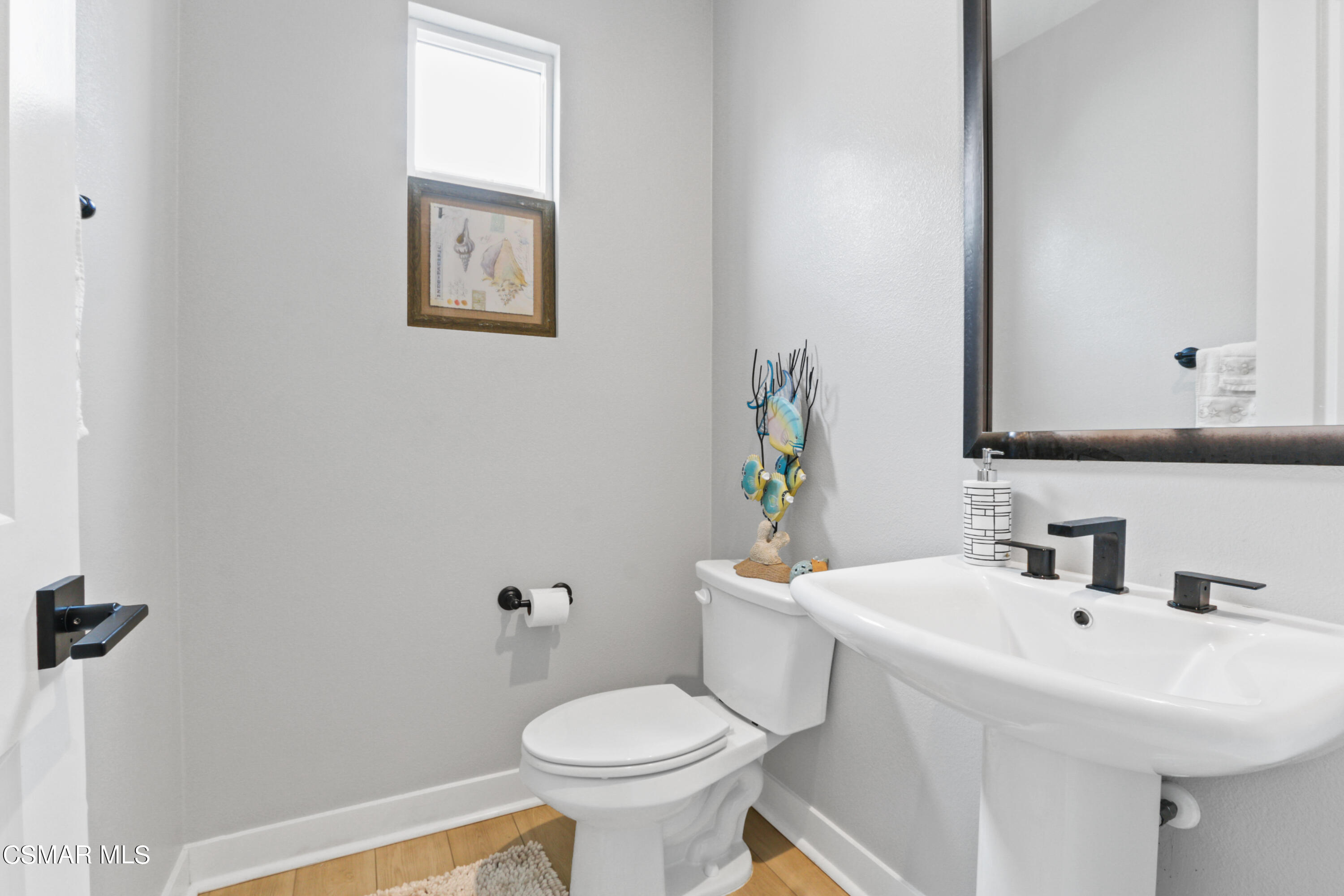 2059 W Rosecrans Avenue