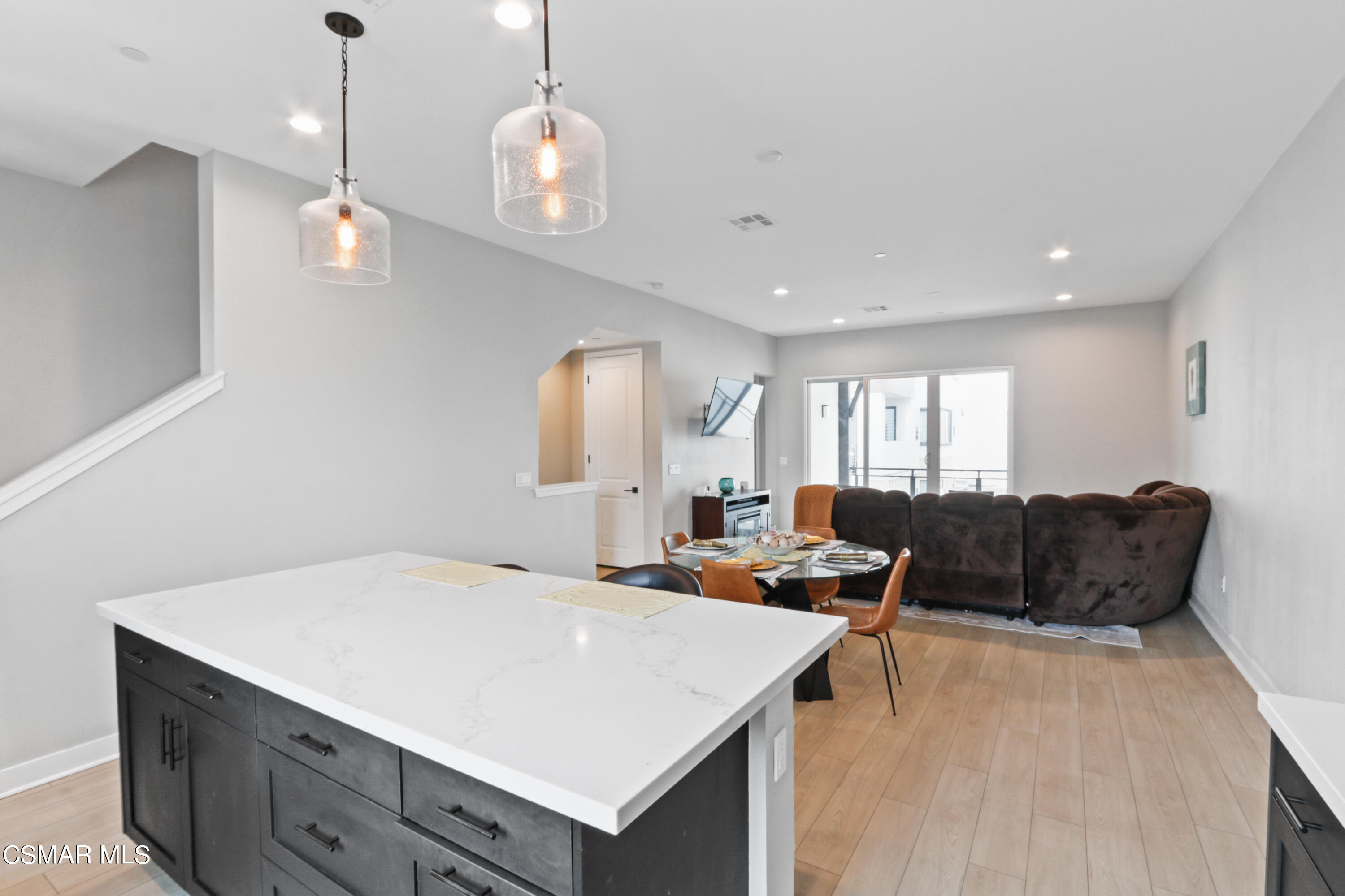 2059 W Rosecrans Avenue