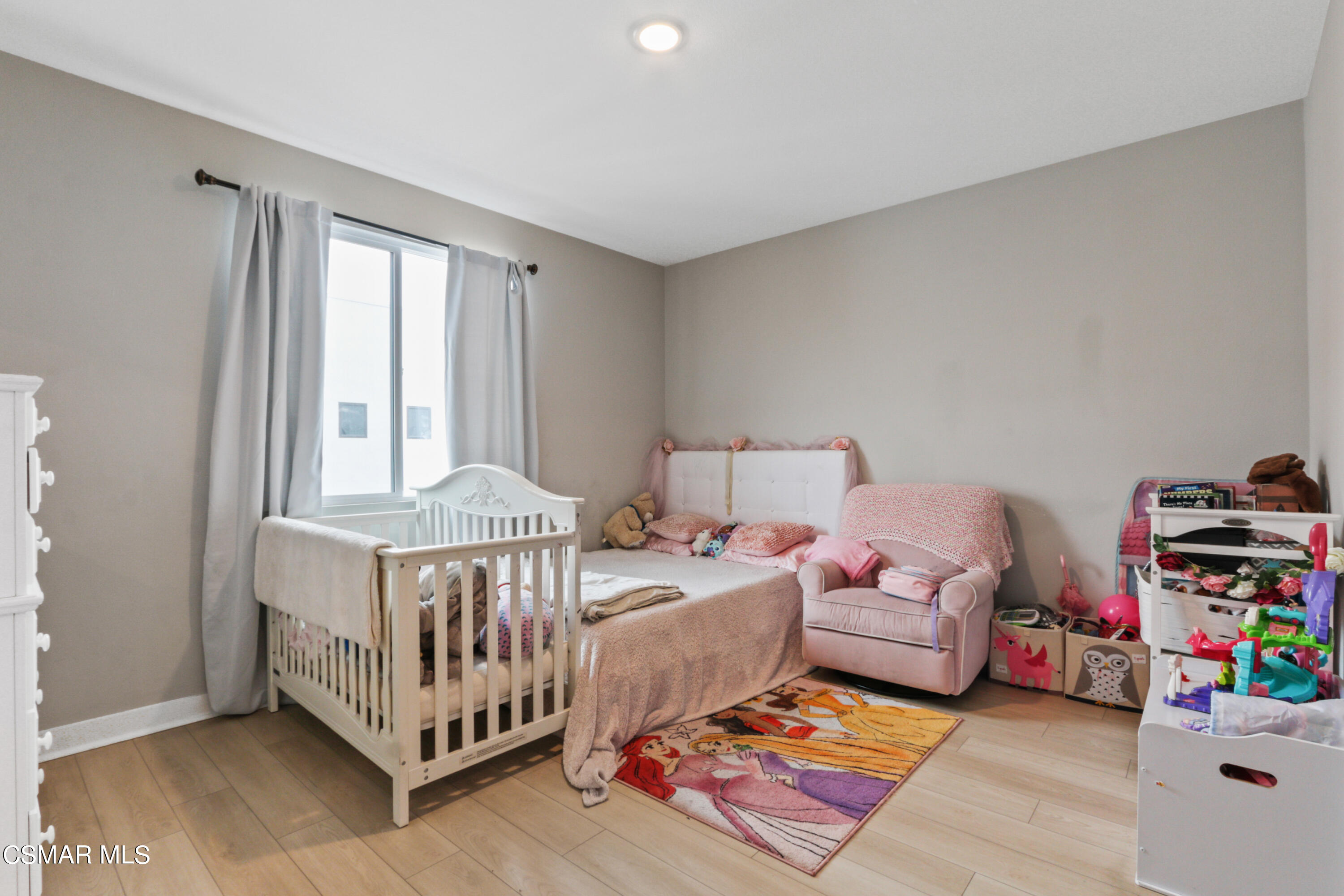 2059 W Rosecrans Avenue