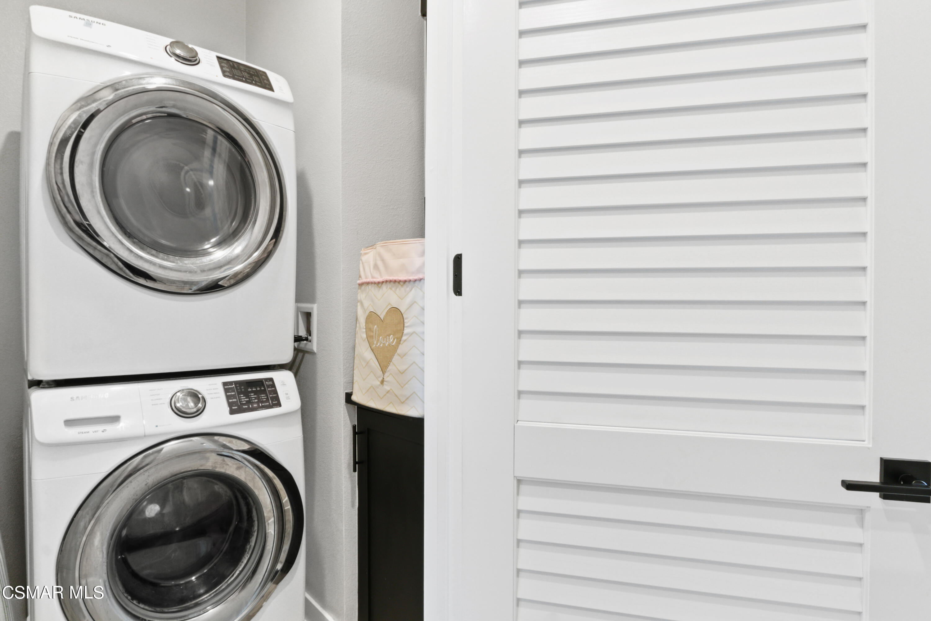 2059 W Rosecrans Avenue