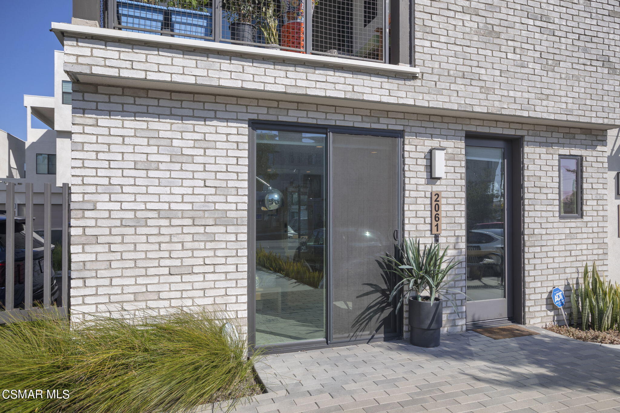 2061 W Rosecrans Avenue