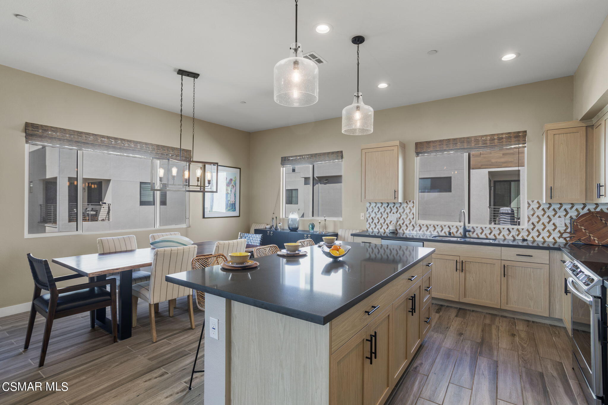 2061 W Rosecrans Avenue