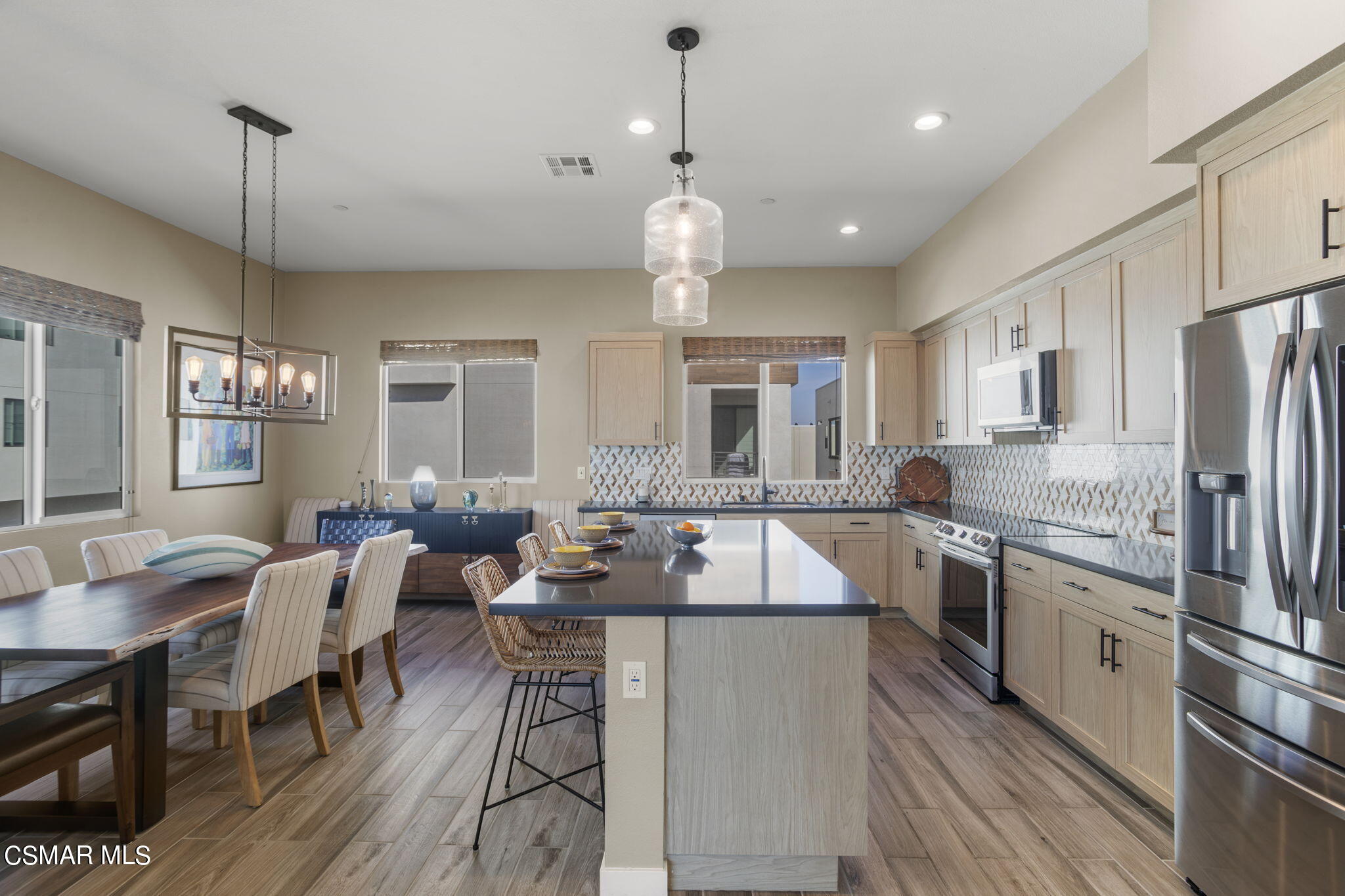 2061 W Rosecrans Avenue