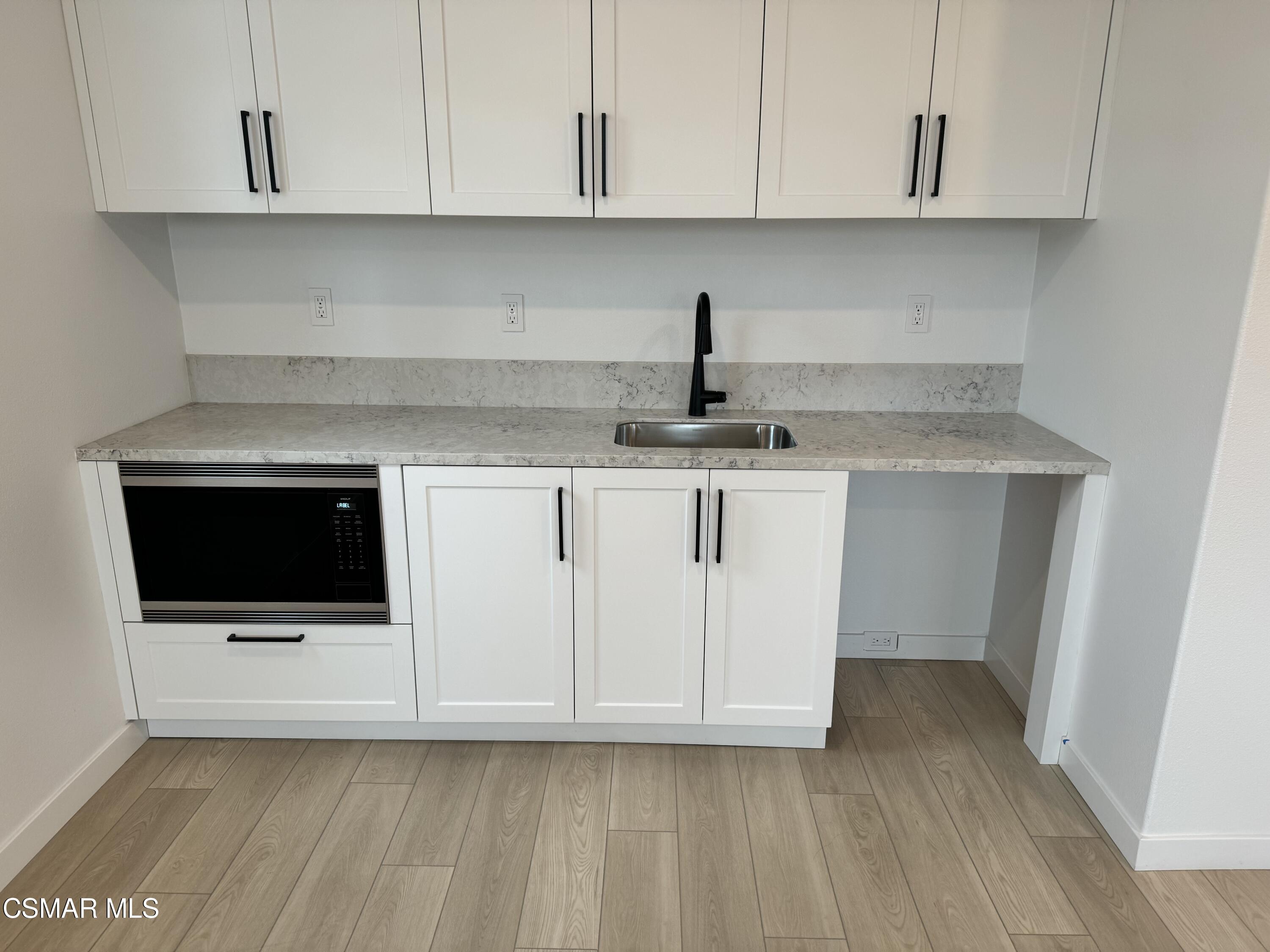 2472 Haley Point Drive, 105