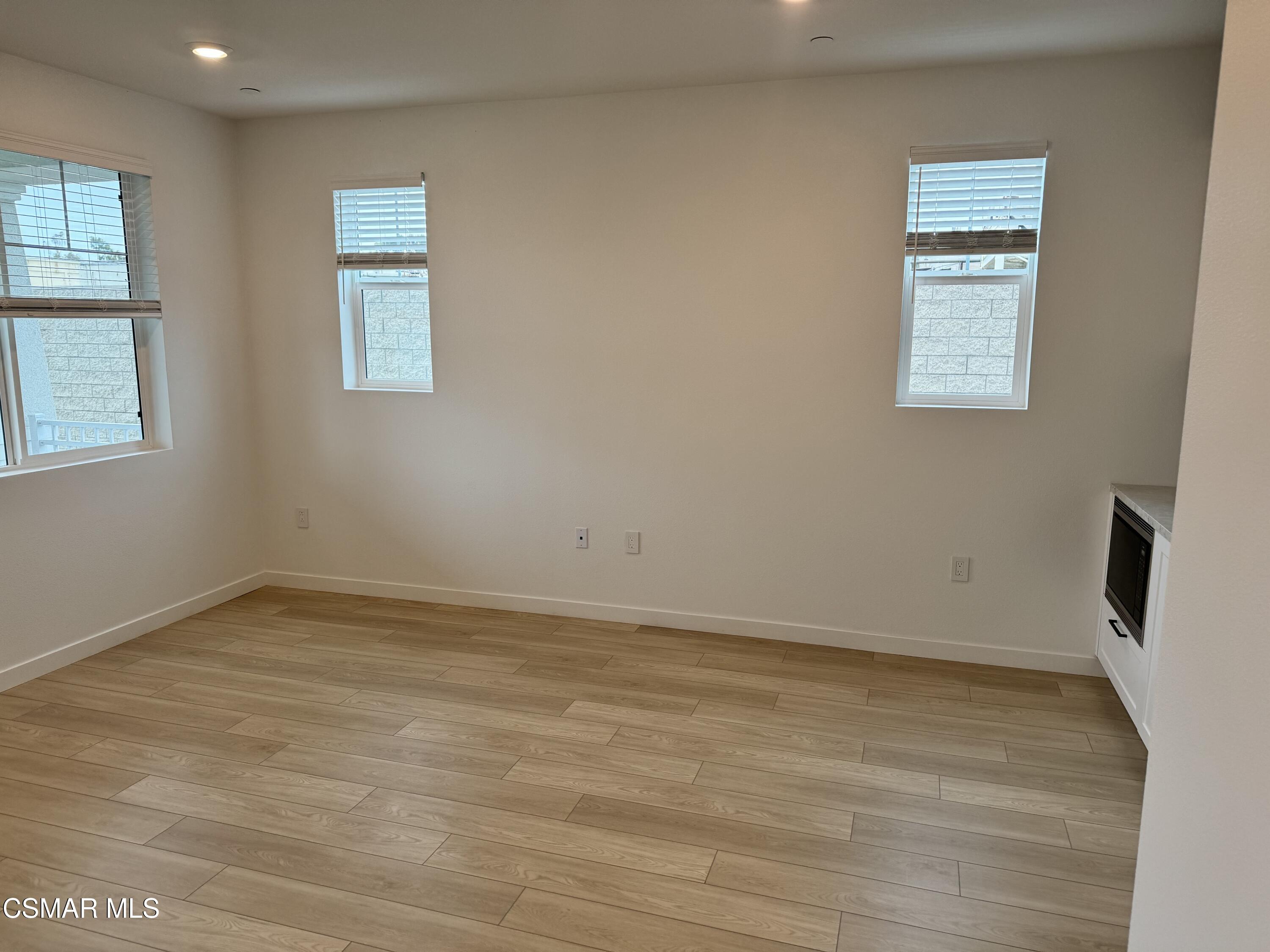 2472 Haley Point Drive, 105