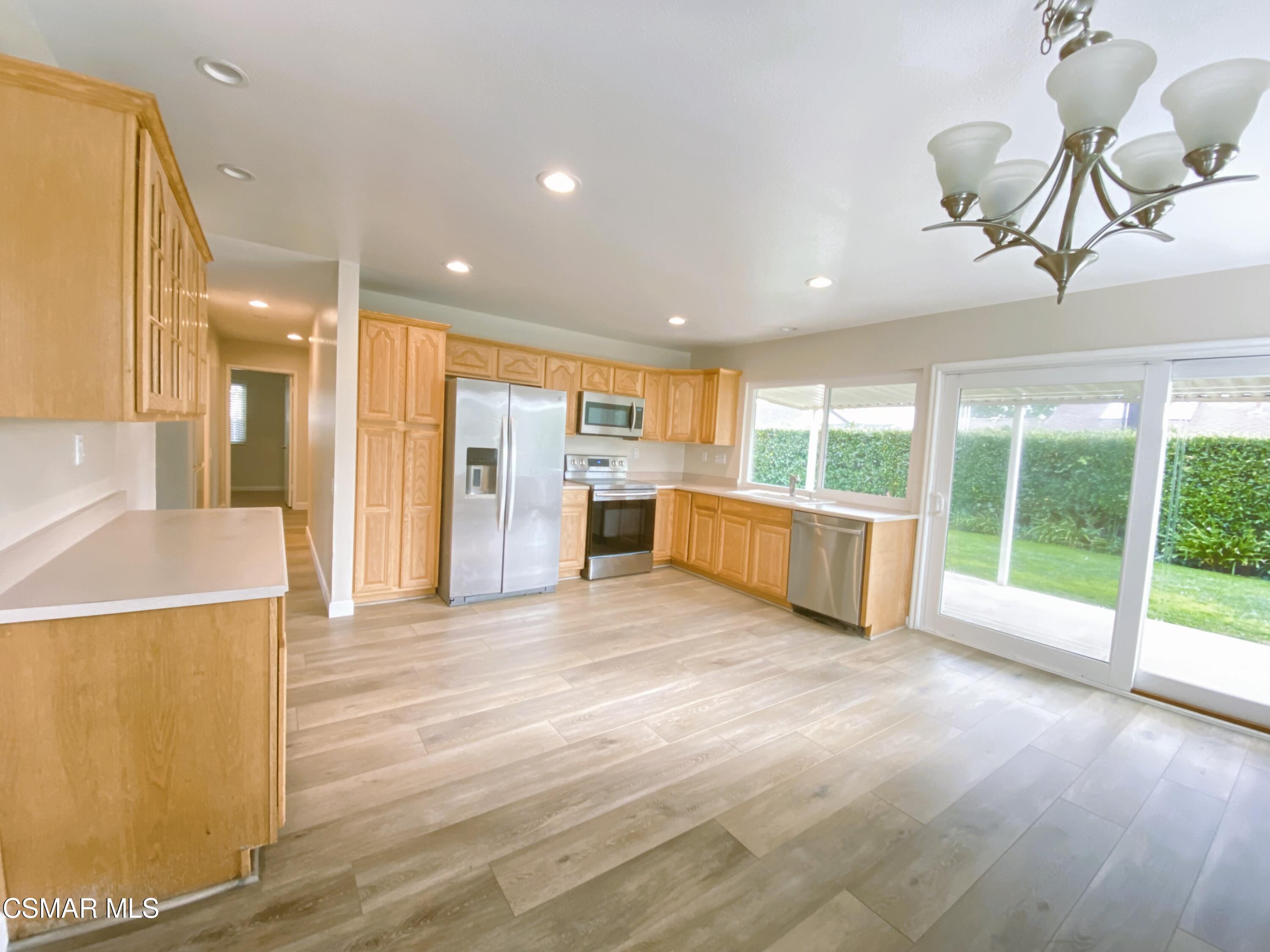 898 Silver Cloud Street