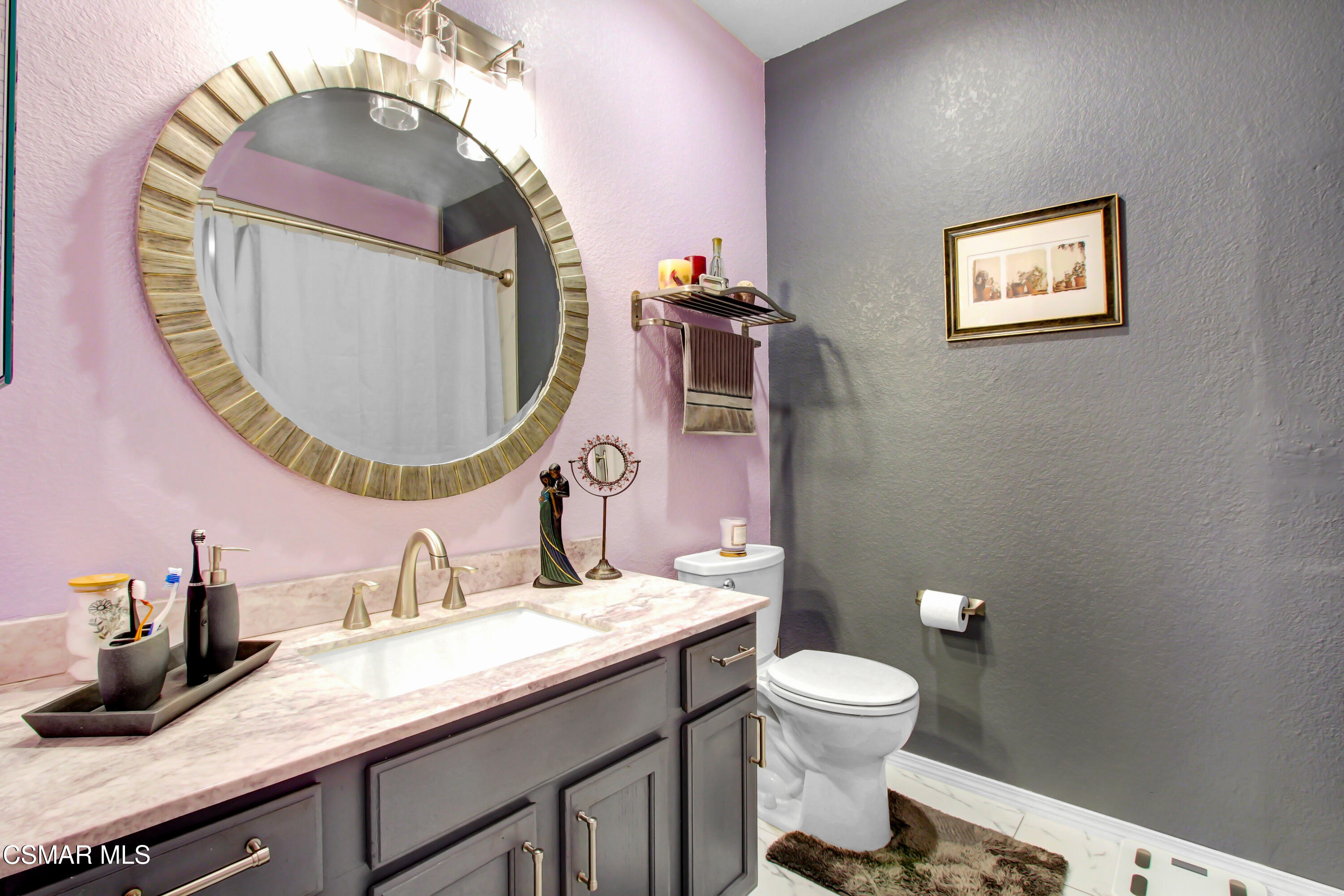 41410 Juniper Street, 1123