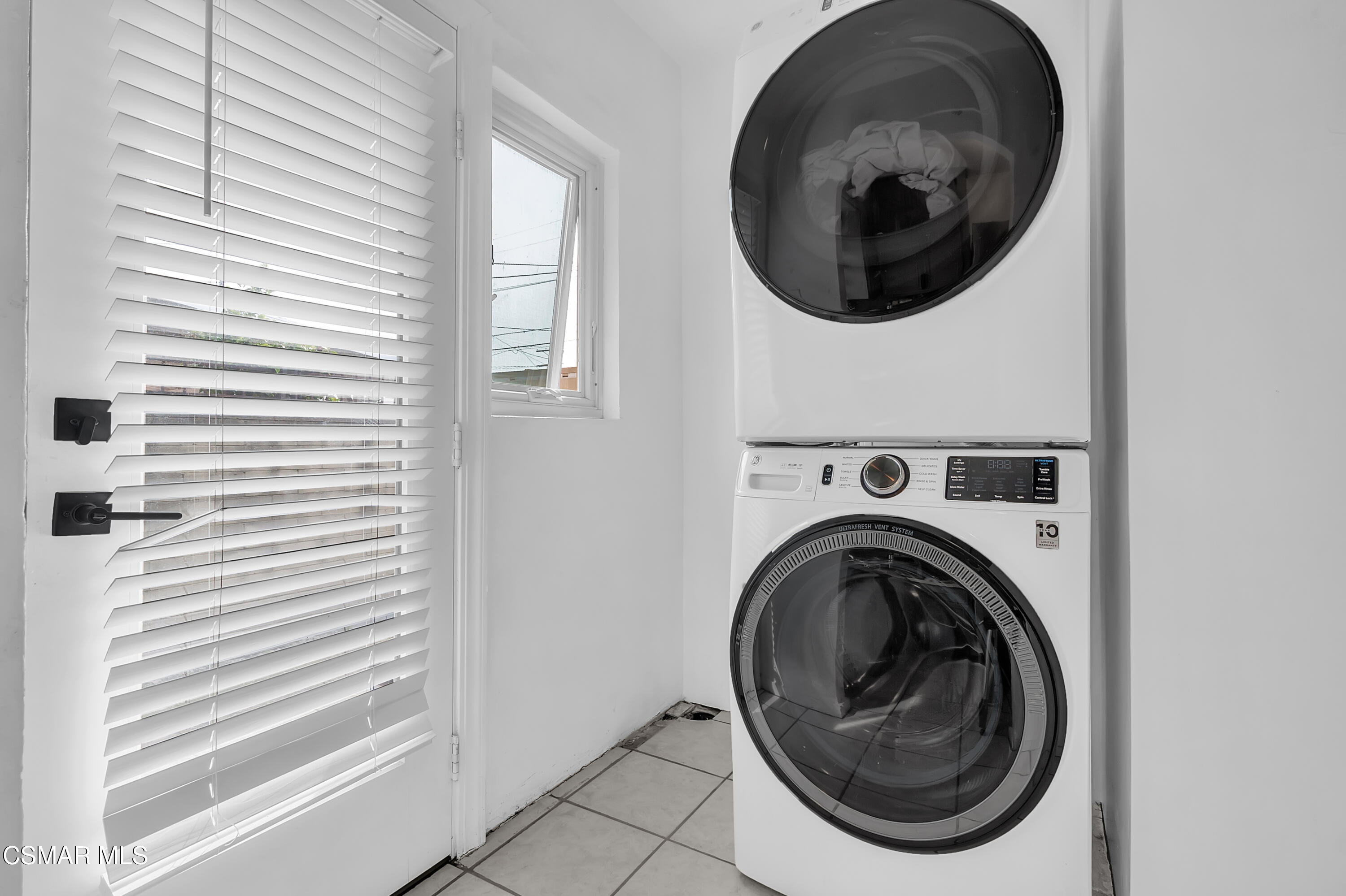 5847 S Wilton Place, 5849