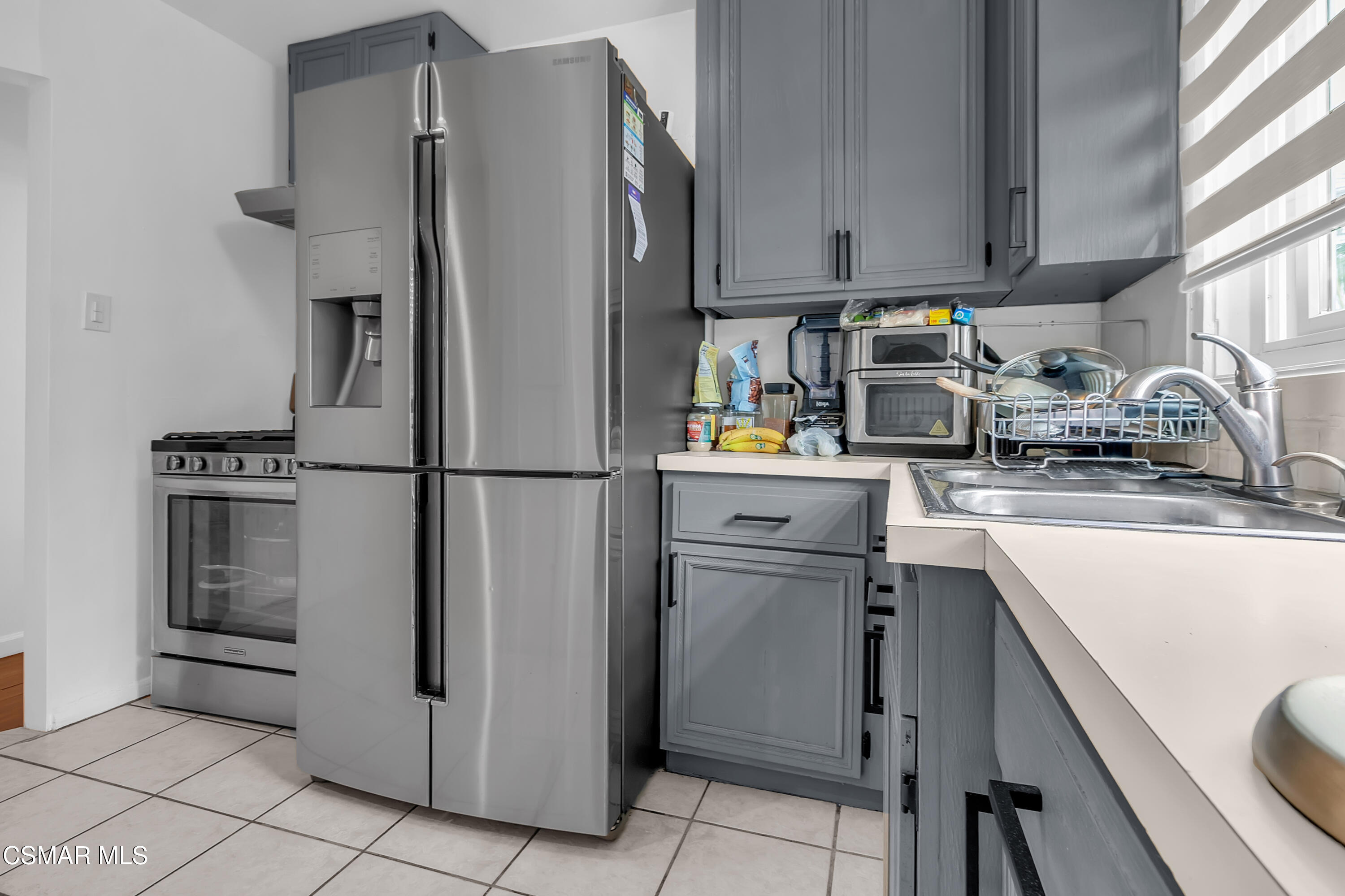 5847 S Wilton Place, 5849