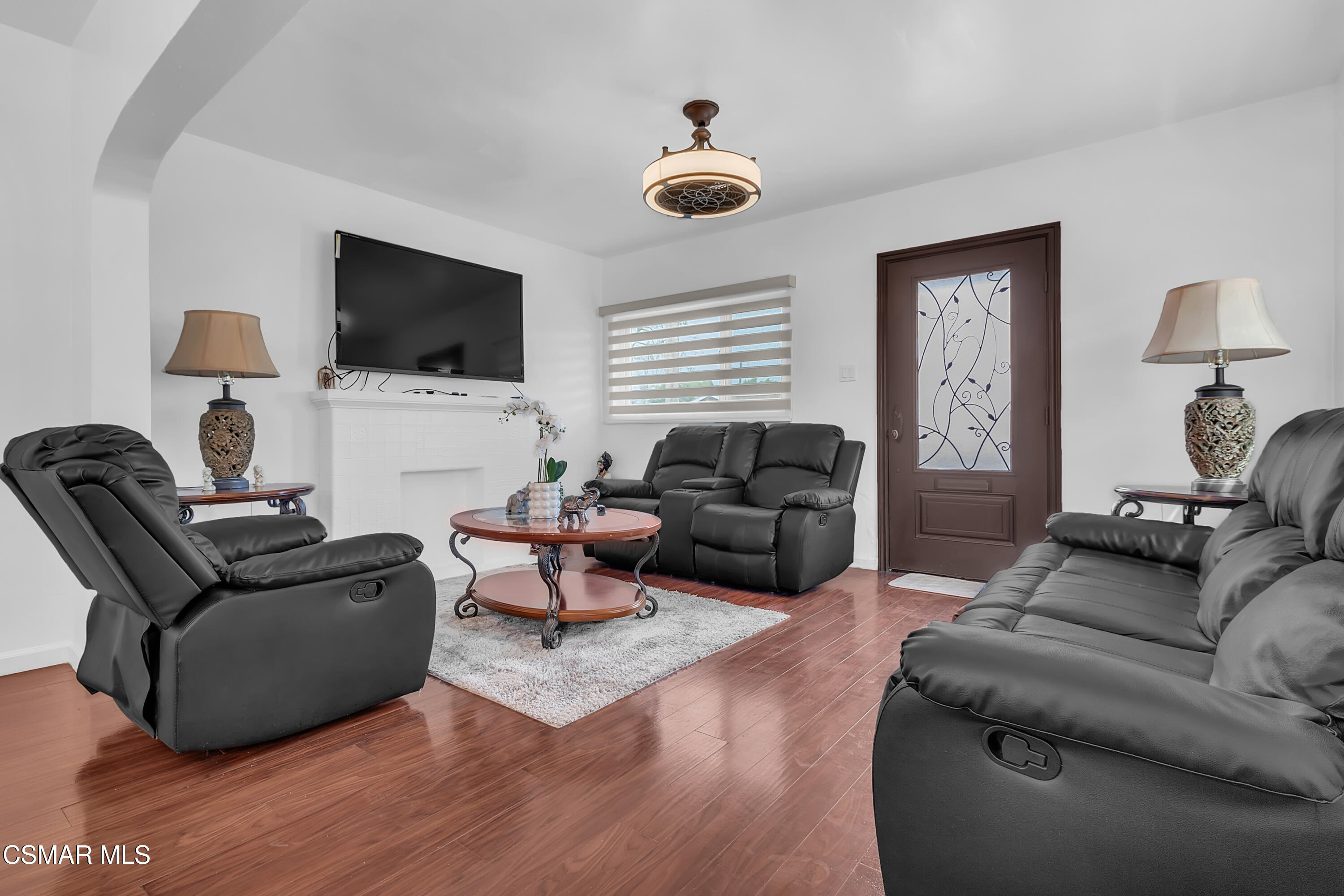 5847 S Wilton Place, 5849