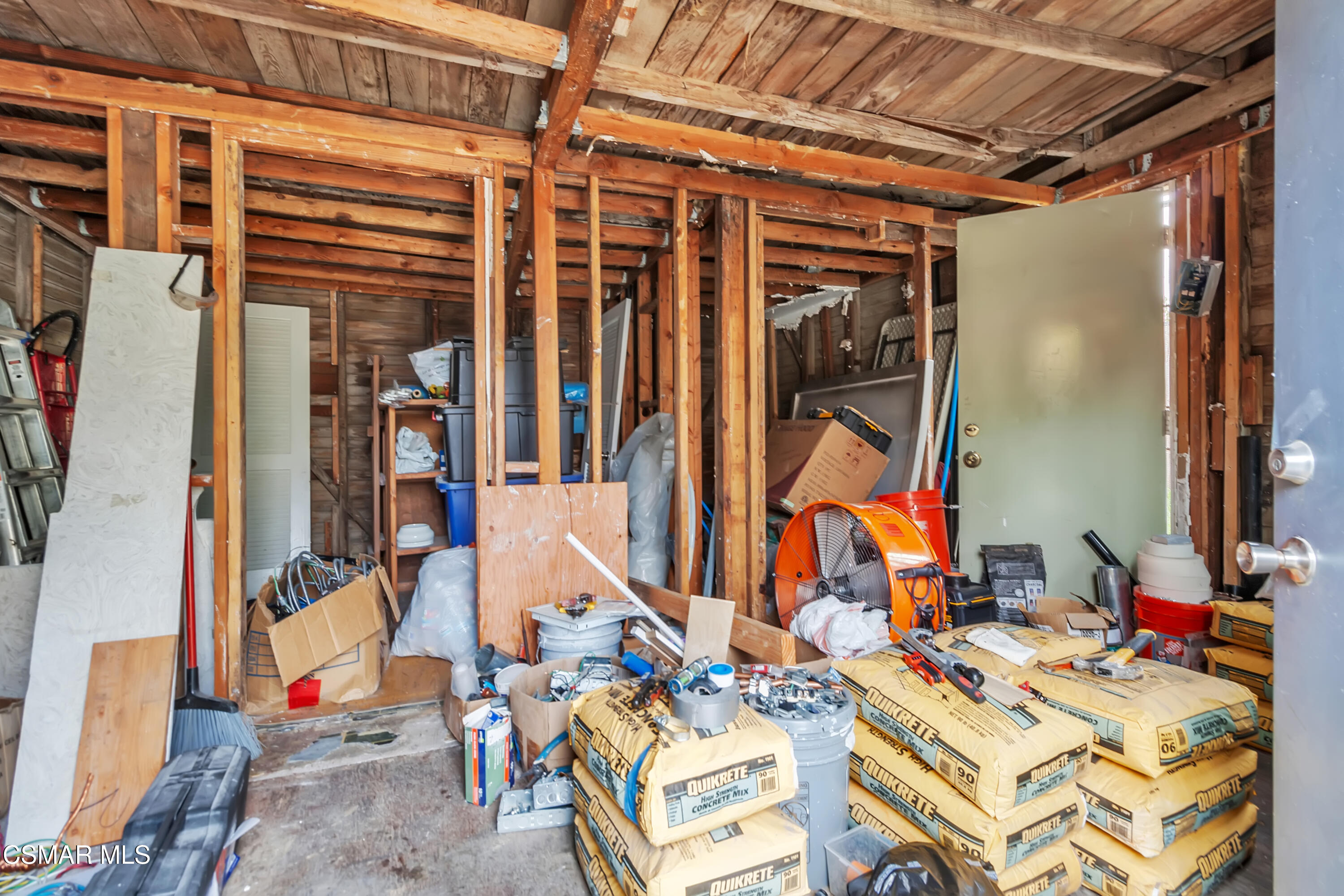 5847 S Wilton Place, 5849