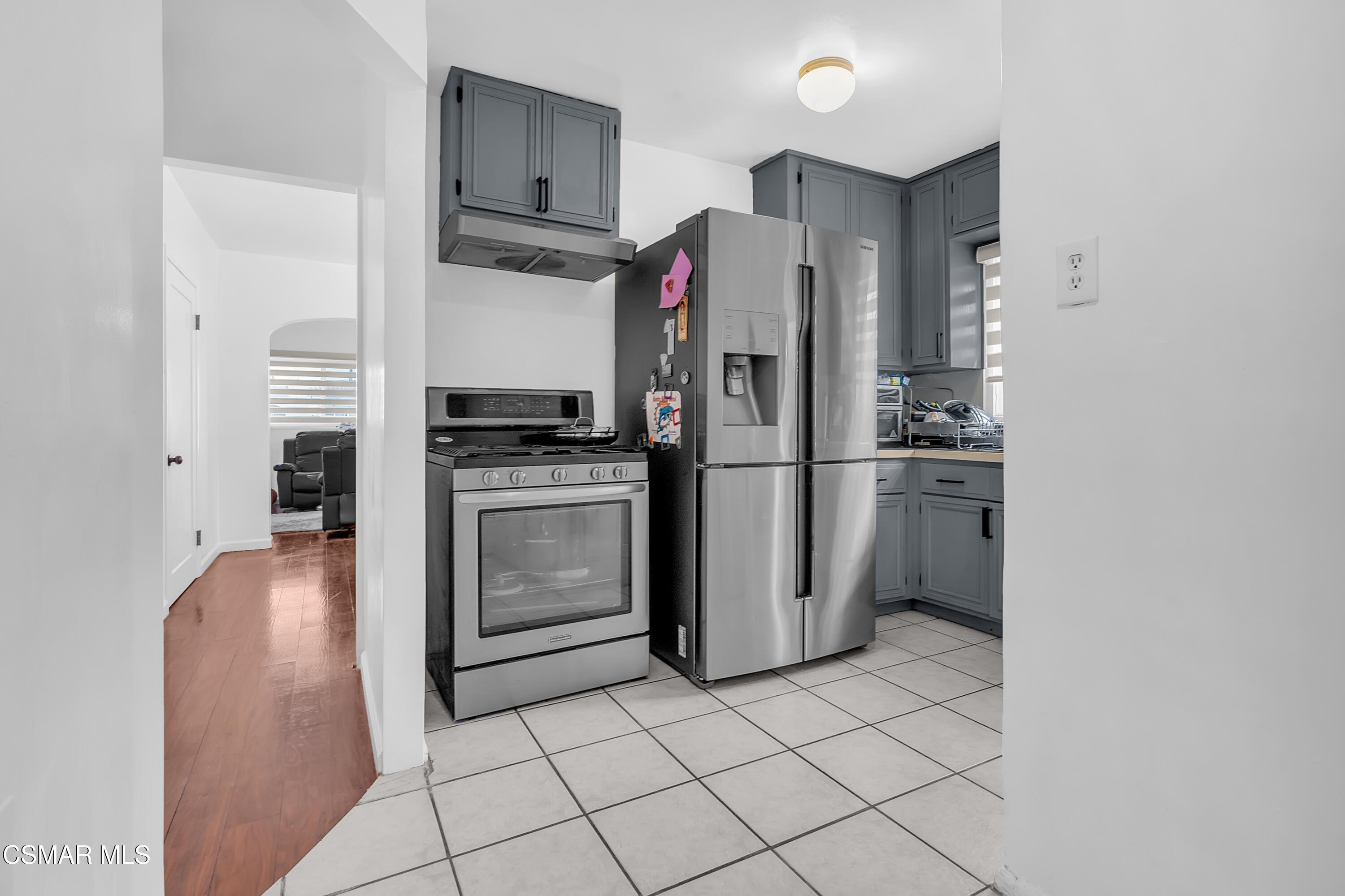 5847 S Wilton Place, 5849