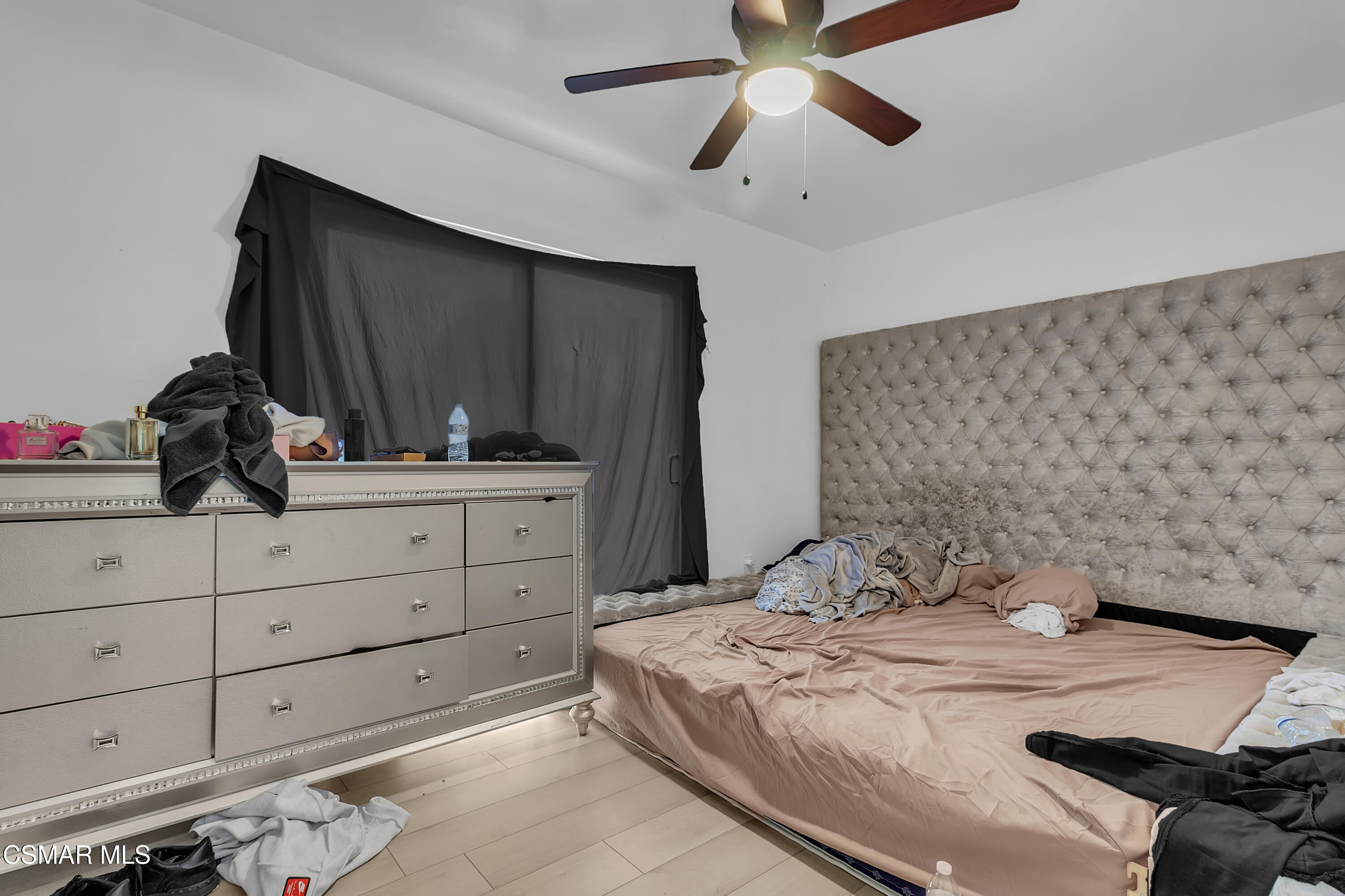 5847 S Wilton Place, 5849