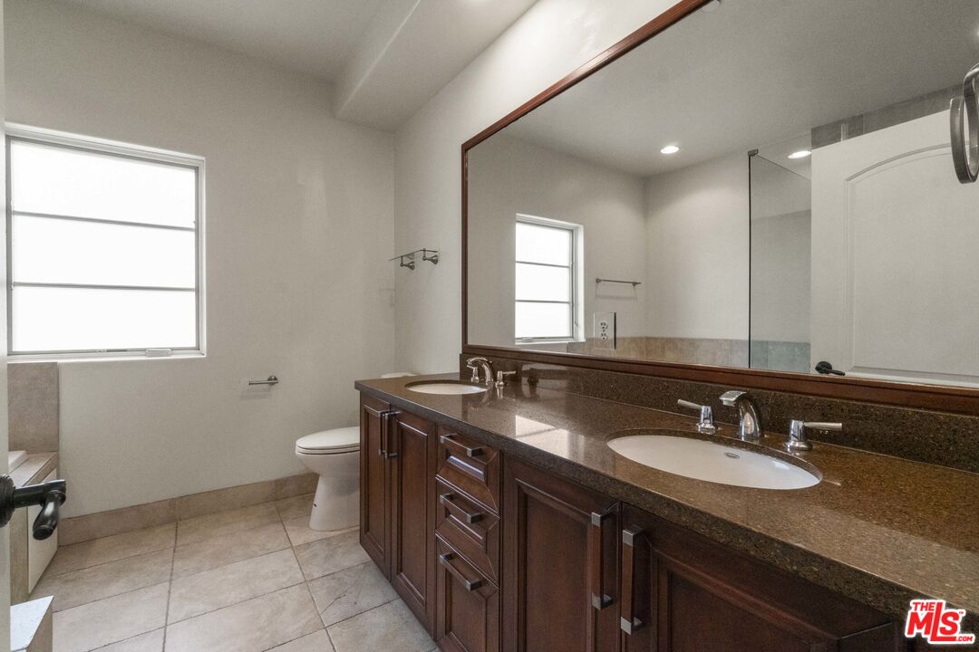 10765 Wilkins AVE Unit: 1