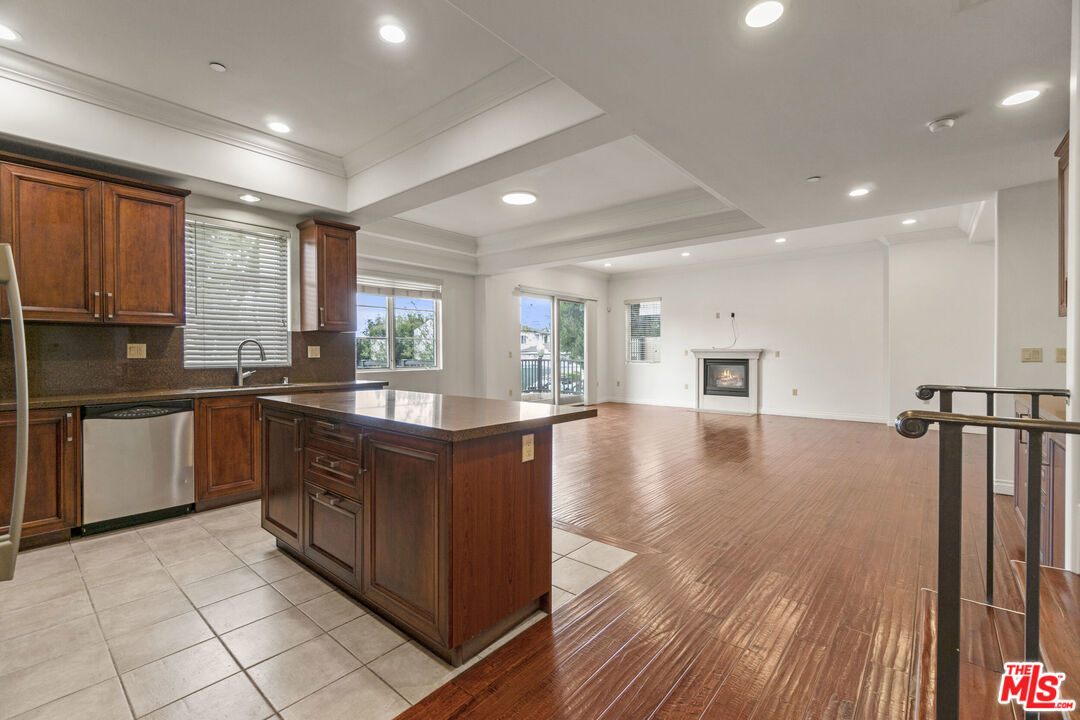 10765 Wilkins AVE Unit: 1