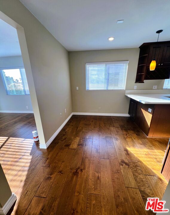 1122 10th St Unit: 4