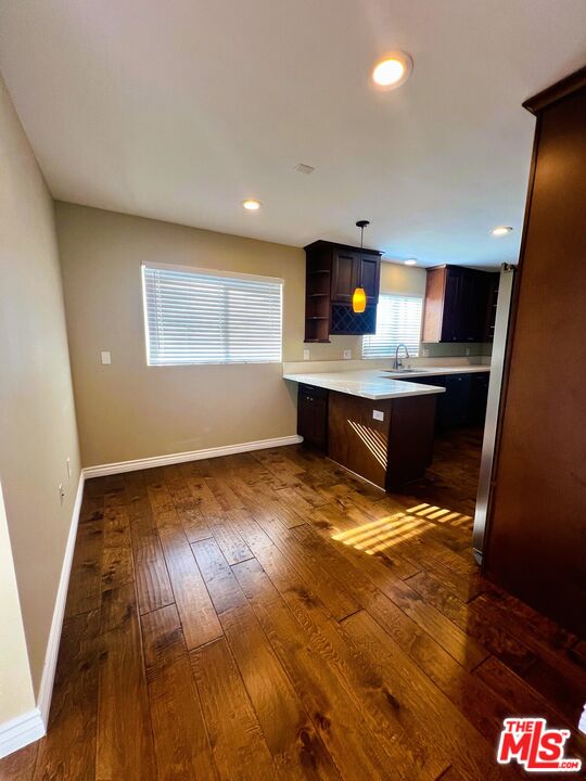 1122 10th St Unit: 4