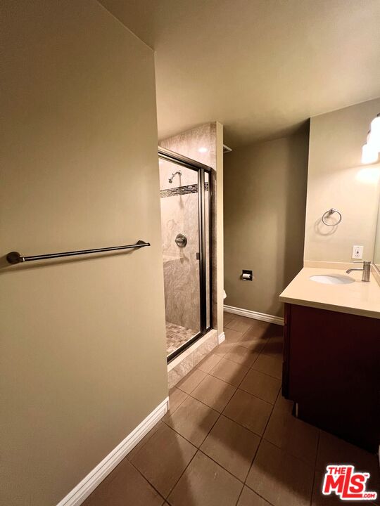1122 10th St Unit: 4