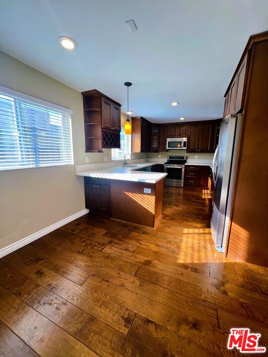 1122 10th St Unit: 4