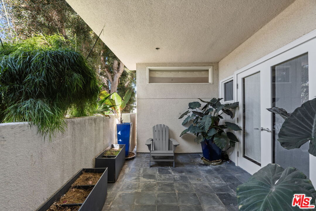 2115 3rd St Unit: 203