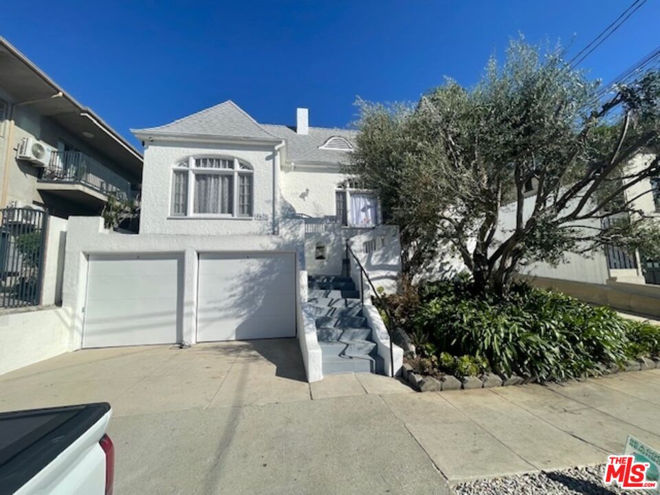 642 Maltman Ave
