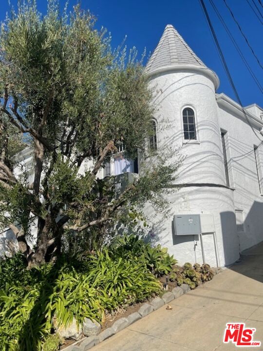 642 Maltman Ave