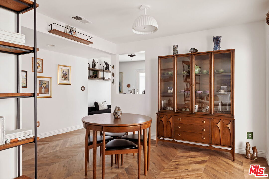 1014 9th St Unit: 1
