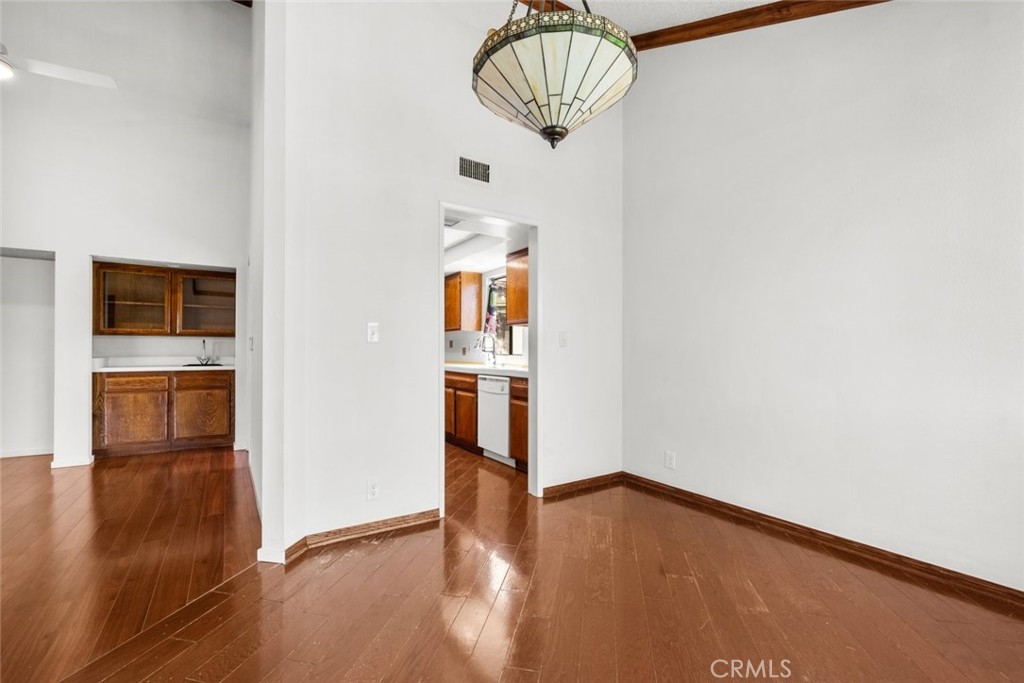 222 N Rose Street 403