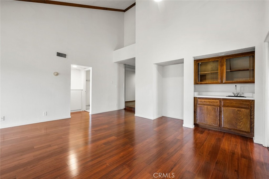 222 N Rose Street 403