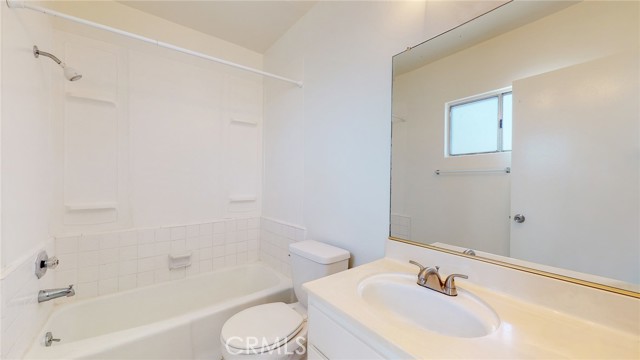 1730 Camden AVE Unit: 203