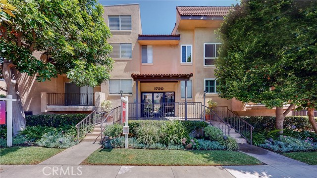 1730 Camden AVE Unit: 203