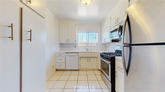 1730 Camden AVE Unit: 203