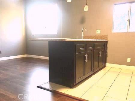 432 N Kingsley DR Unit: 4