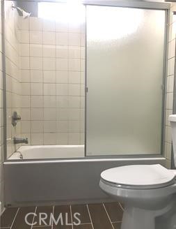 432 N Kingsley DR Unit: 4