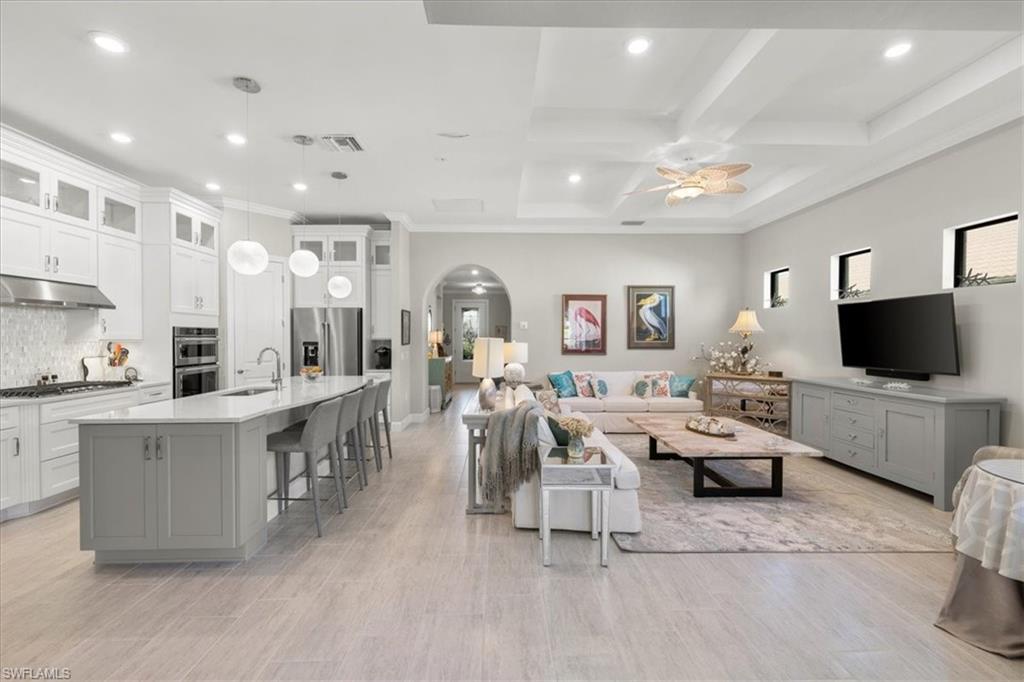 2718 Aviamar CIR